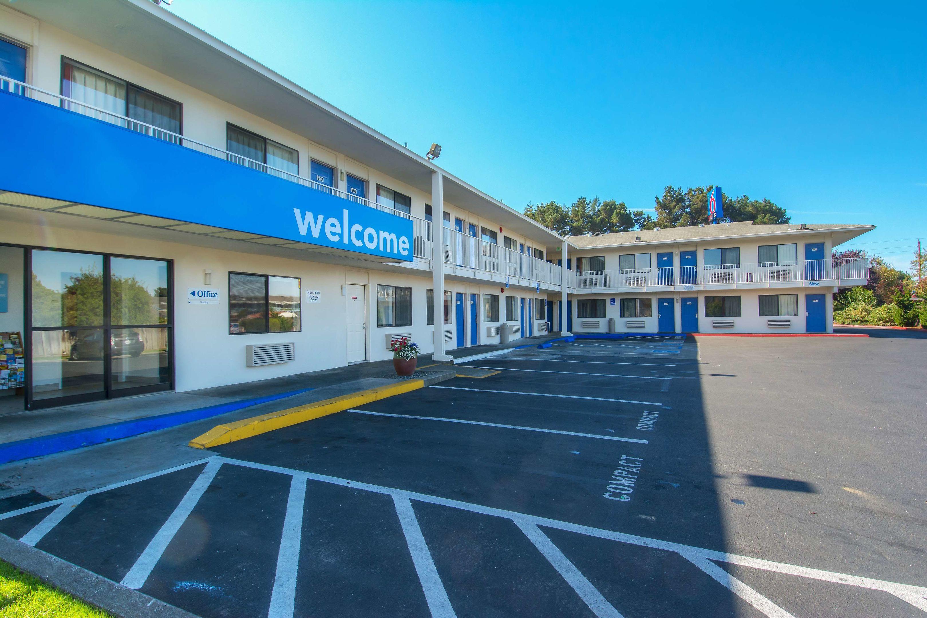Motel 6 Arcata Humboldt University — photo 3