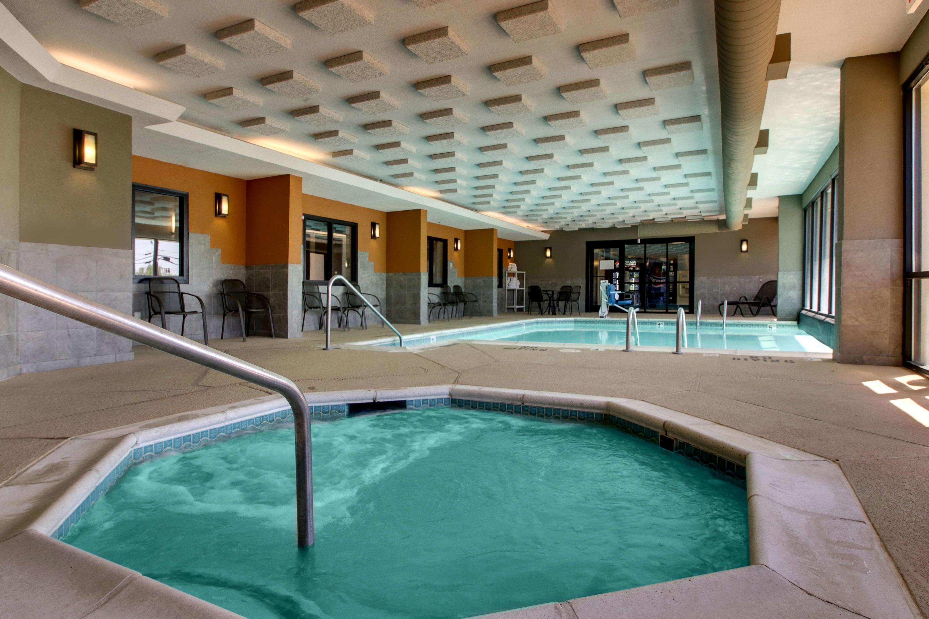 Drury Inn & Suites Greensboro — photo 4