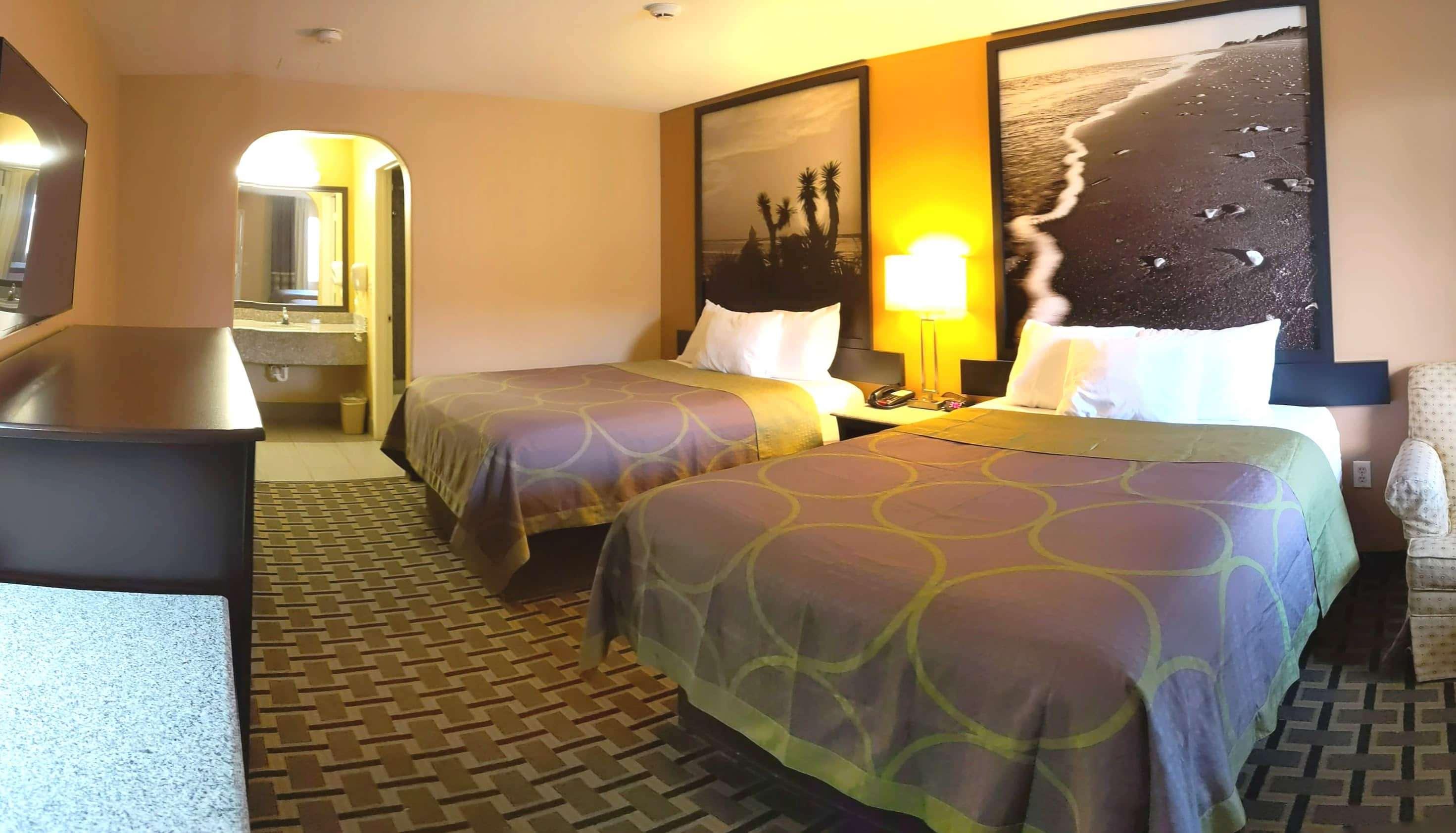 Super 8 by Wyndham Houston/Willowbrook/Hwy 249 — photo 4