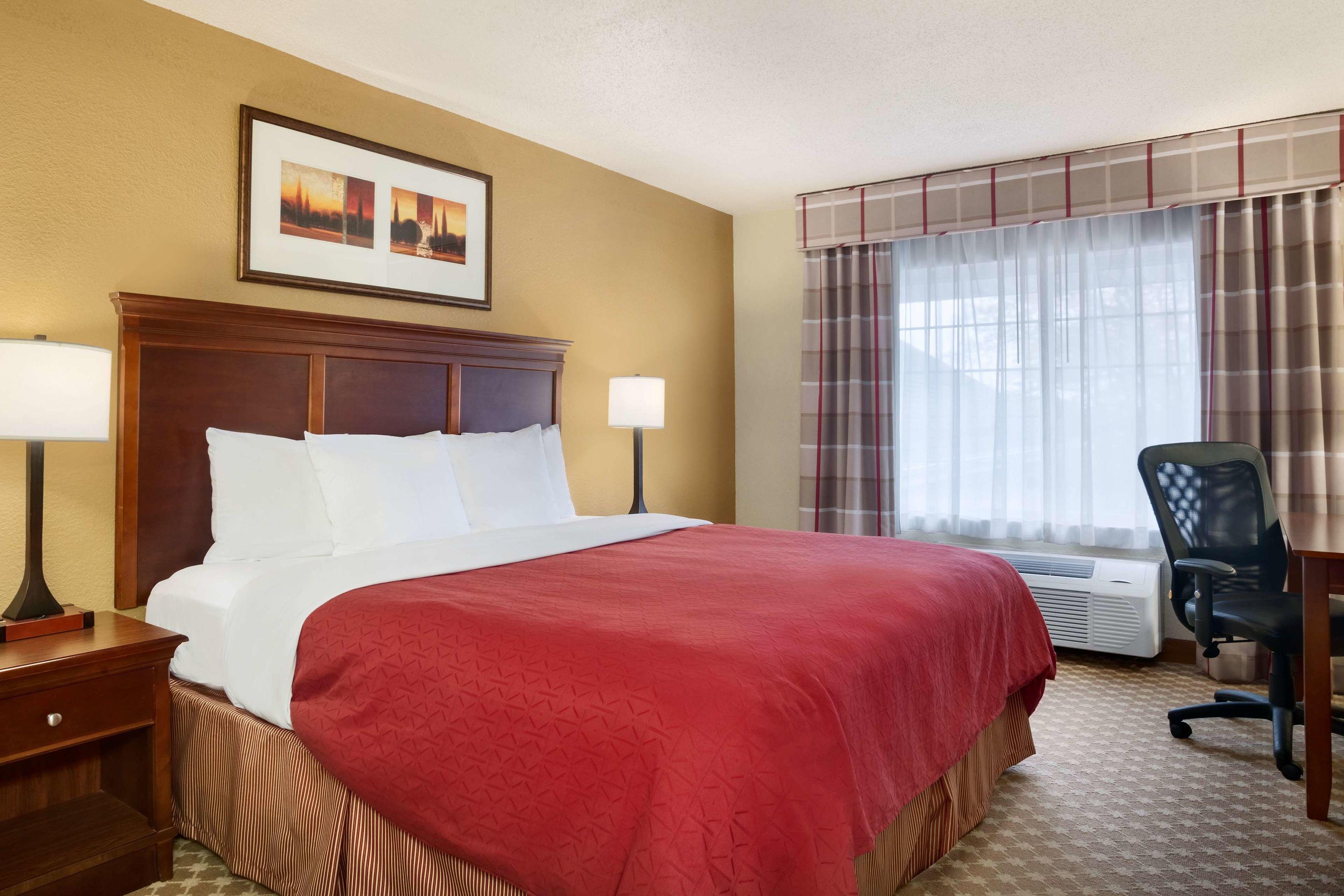 Country Inn & Suites by Radisson, Kalamazoo, MI — photo 5