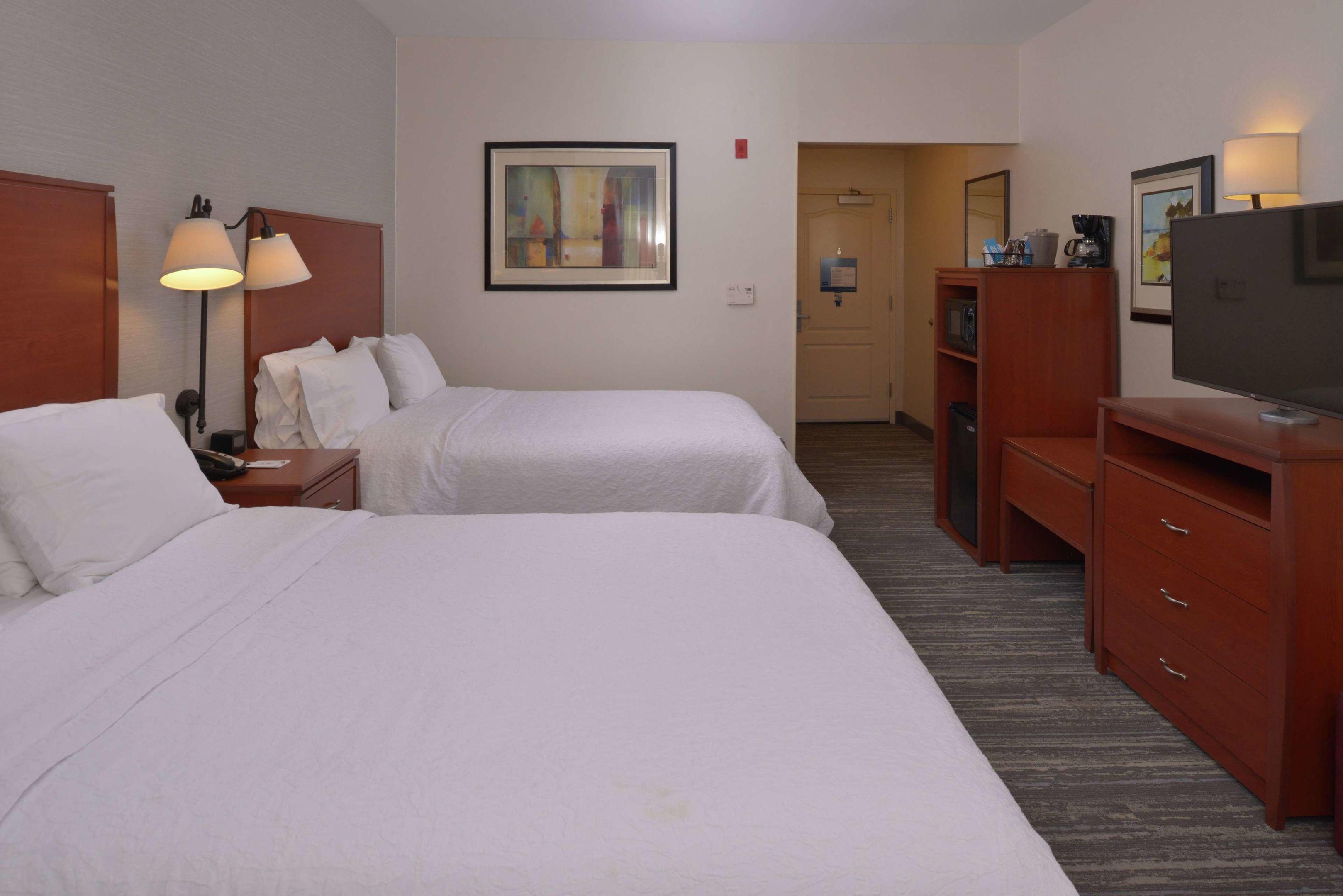 Hampton Inn & Suites Bakersfield North-Airport — photo 5