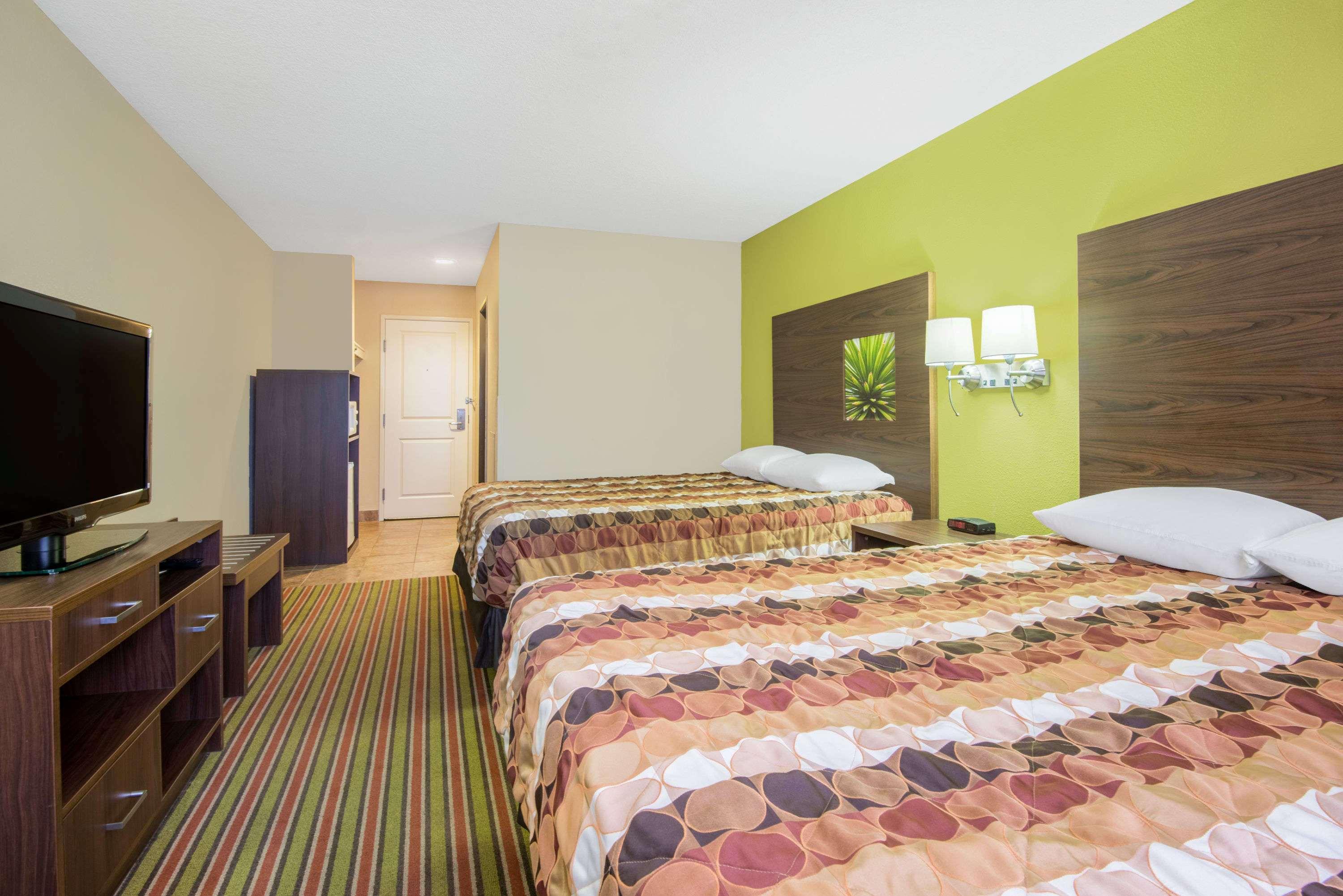 Super 8 by Wyndham Portales — photo 5