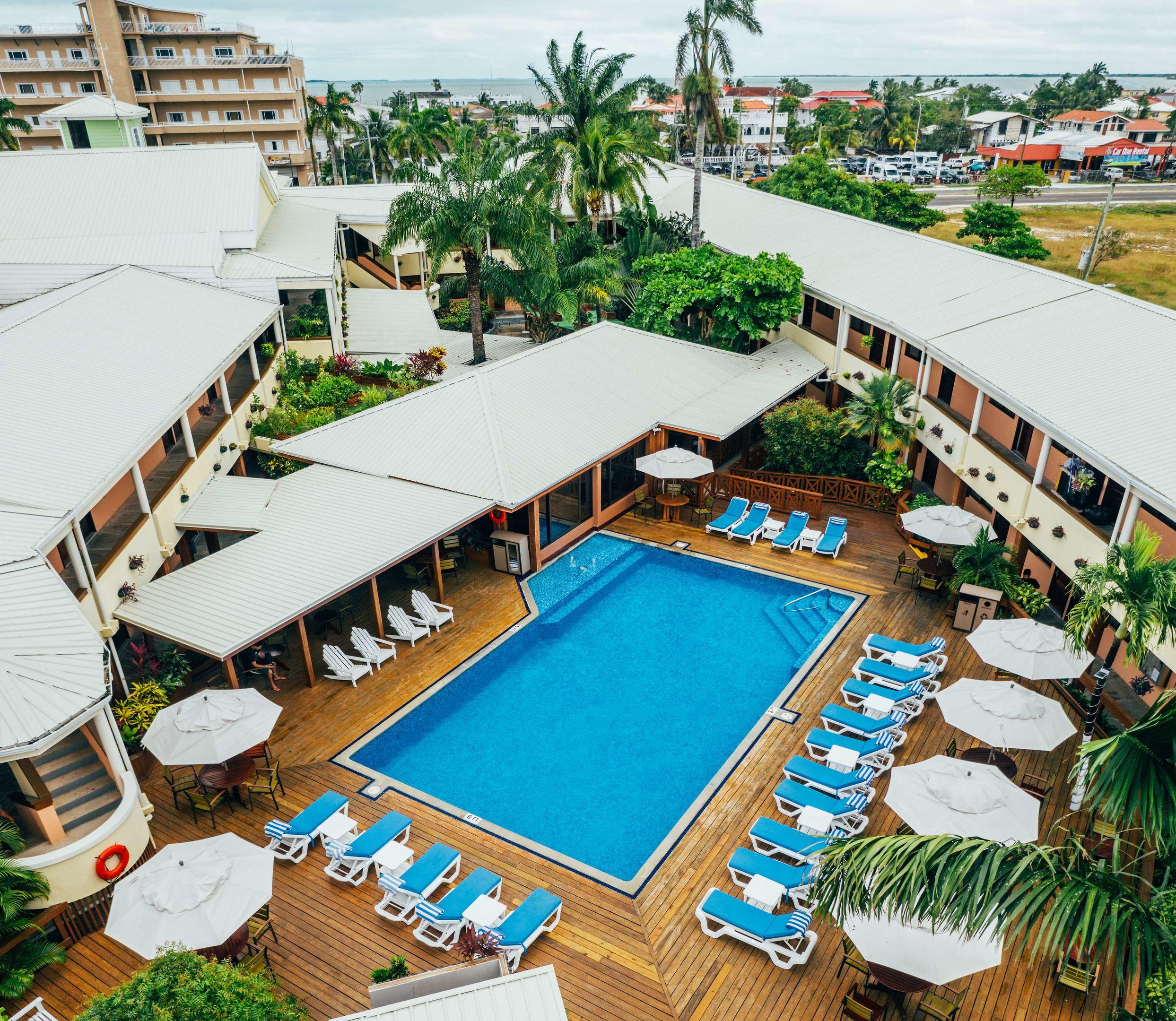 Best Western Plus Belize Biltmore Plaza — photo 3