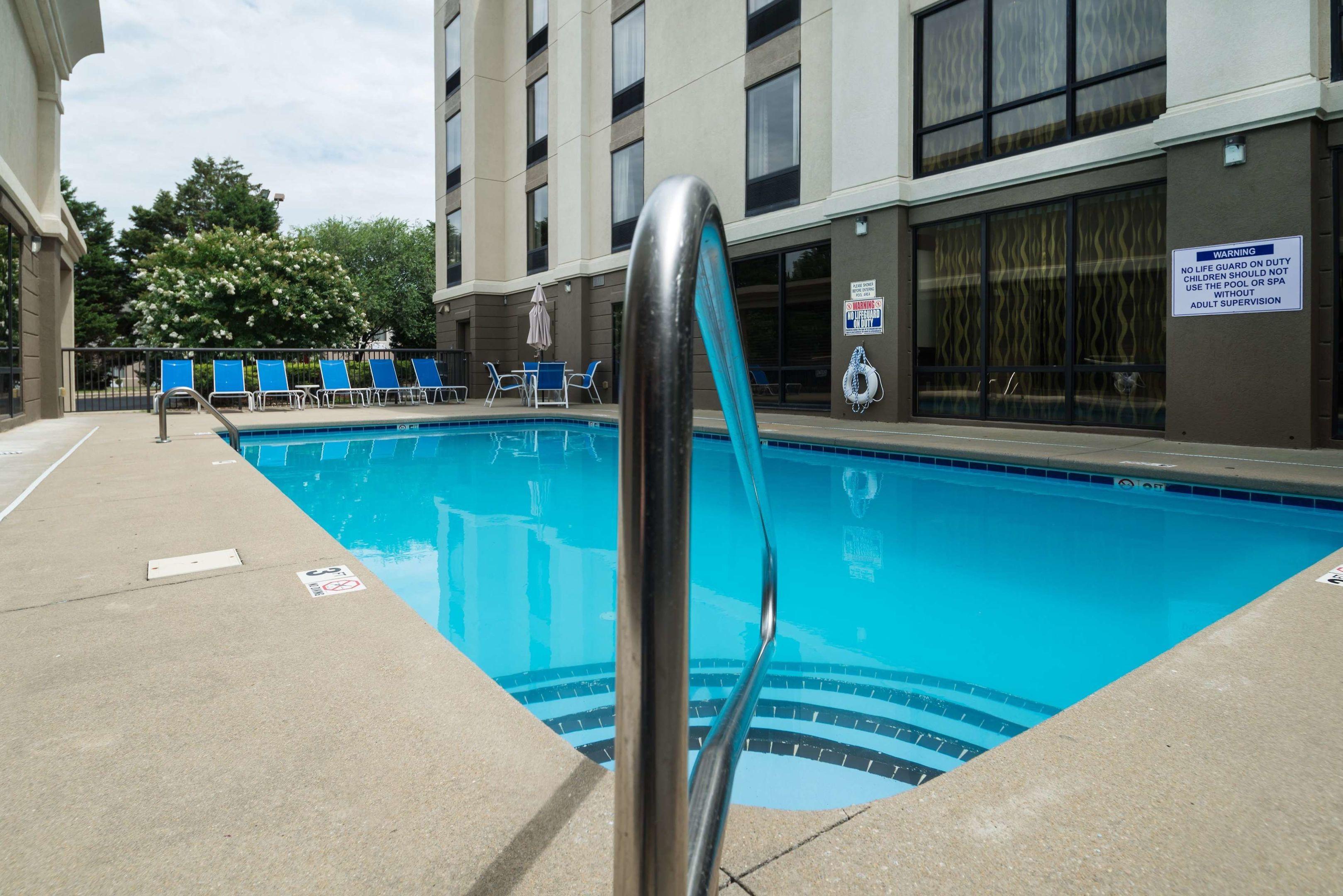 Hampton Inn & Suites Wilson I-95 — photo 3