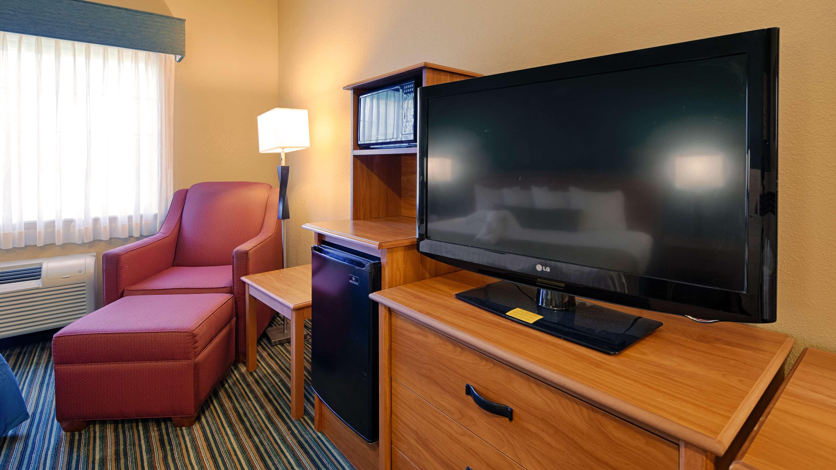 Best Western Governors Inn & Suites — photo 5