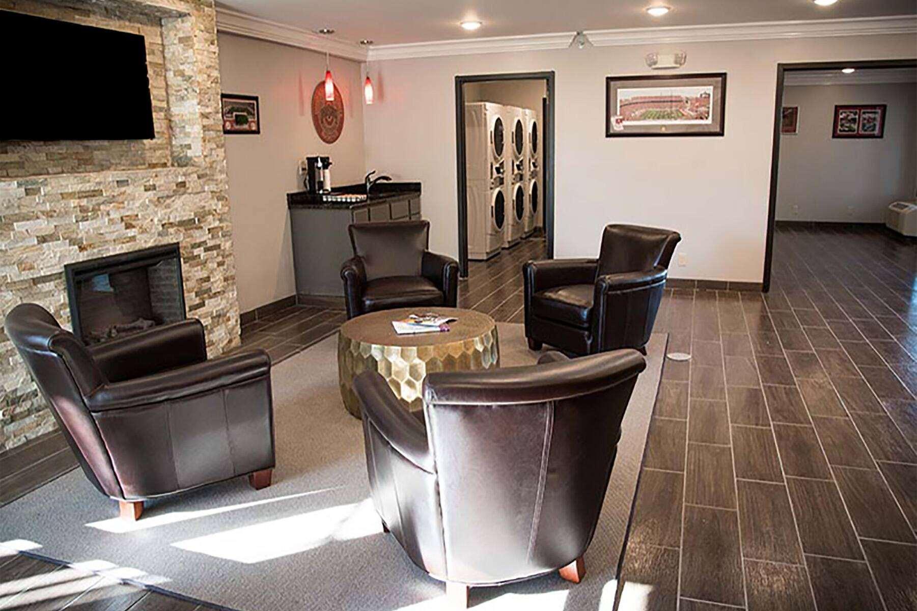Baymont Inn and Suites by Wyndham Columbus / Near OSU — photo 4