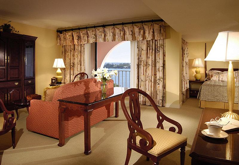 Hamilton Princess & Beach Club - A Fairmont Managed Hotel — photo 1