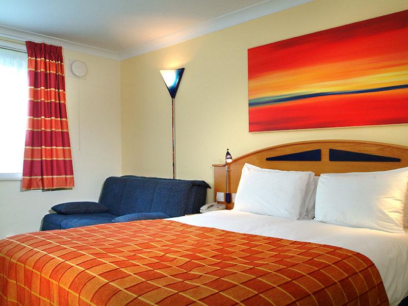 Holiday Inn Express Derby Pride Park — photo 4