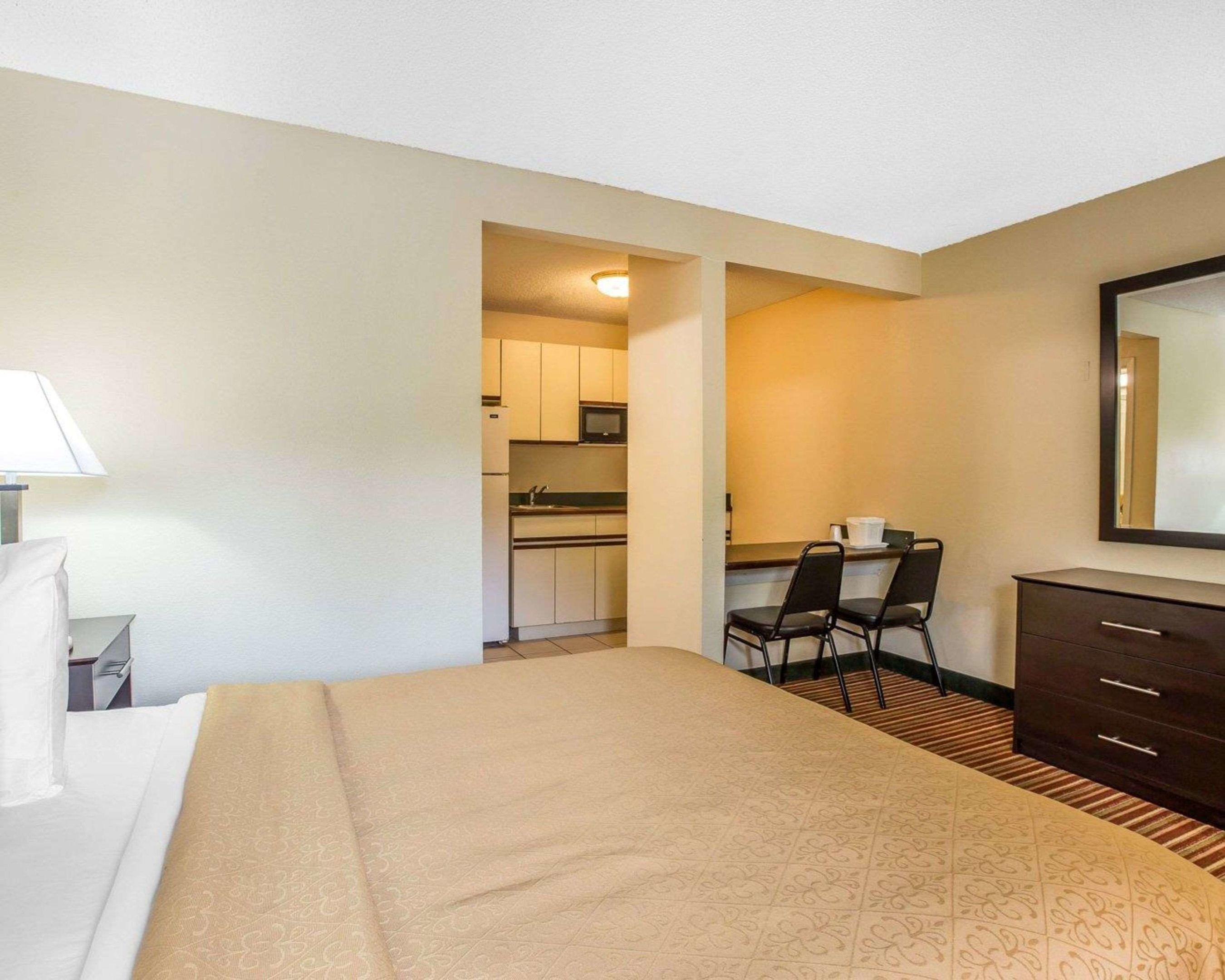 Suburban Extended Stay Hotel — photo 5
