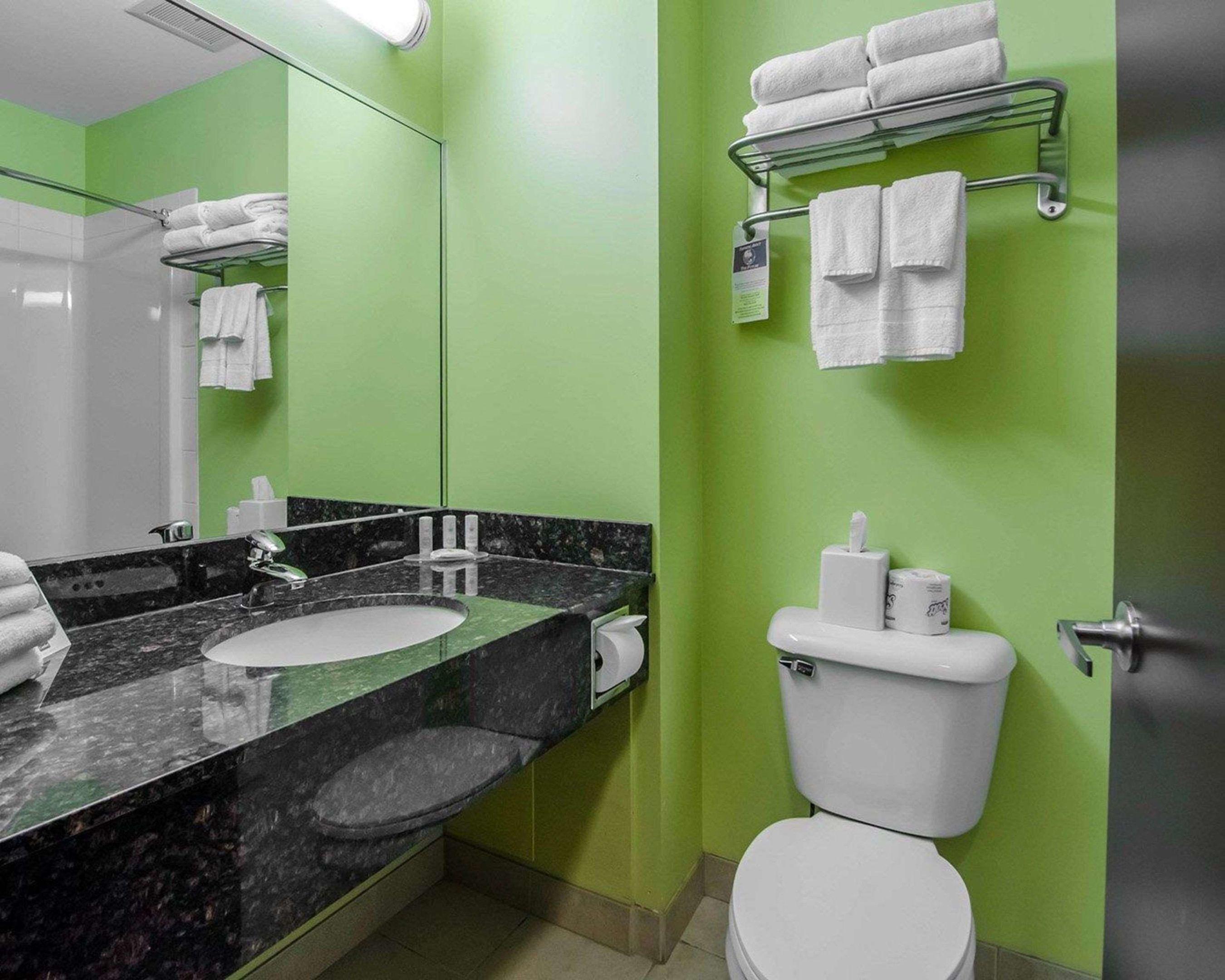 Comfort Inn — photo 4
