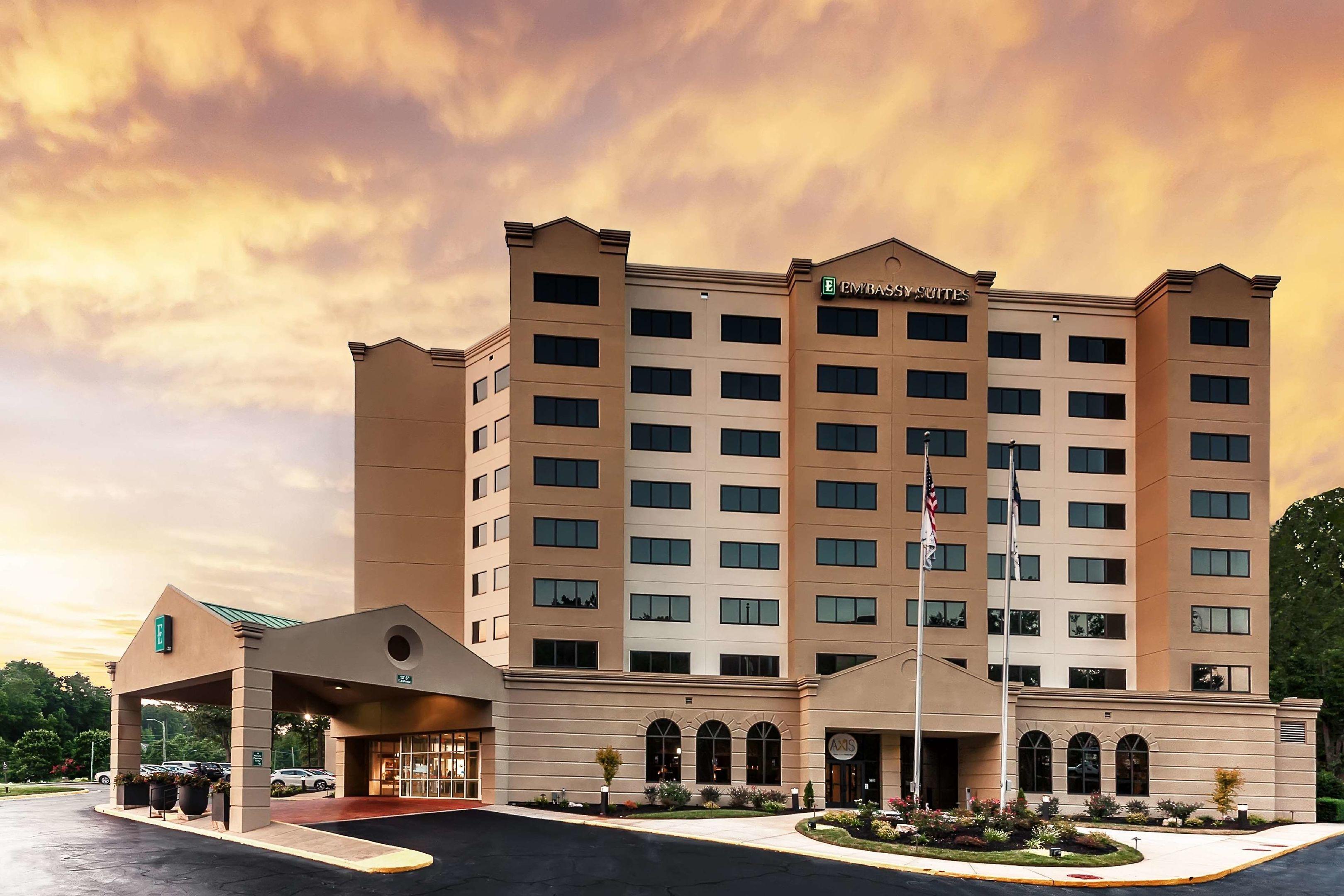 Embassy Suites Raleigh Crabtree — photo 4