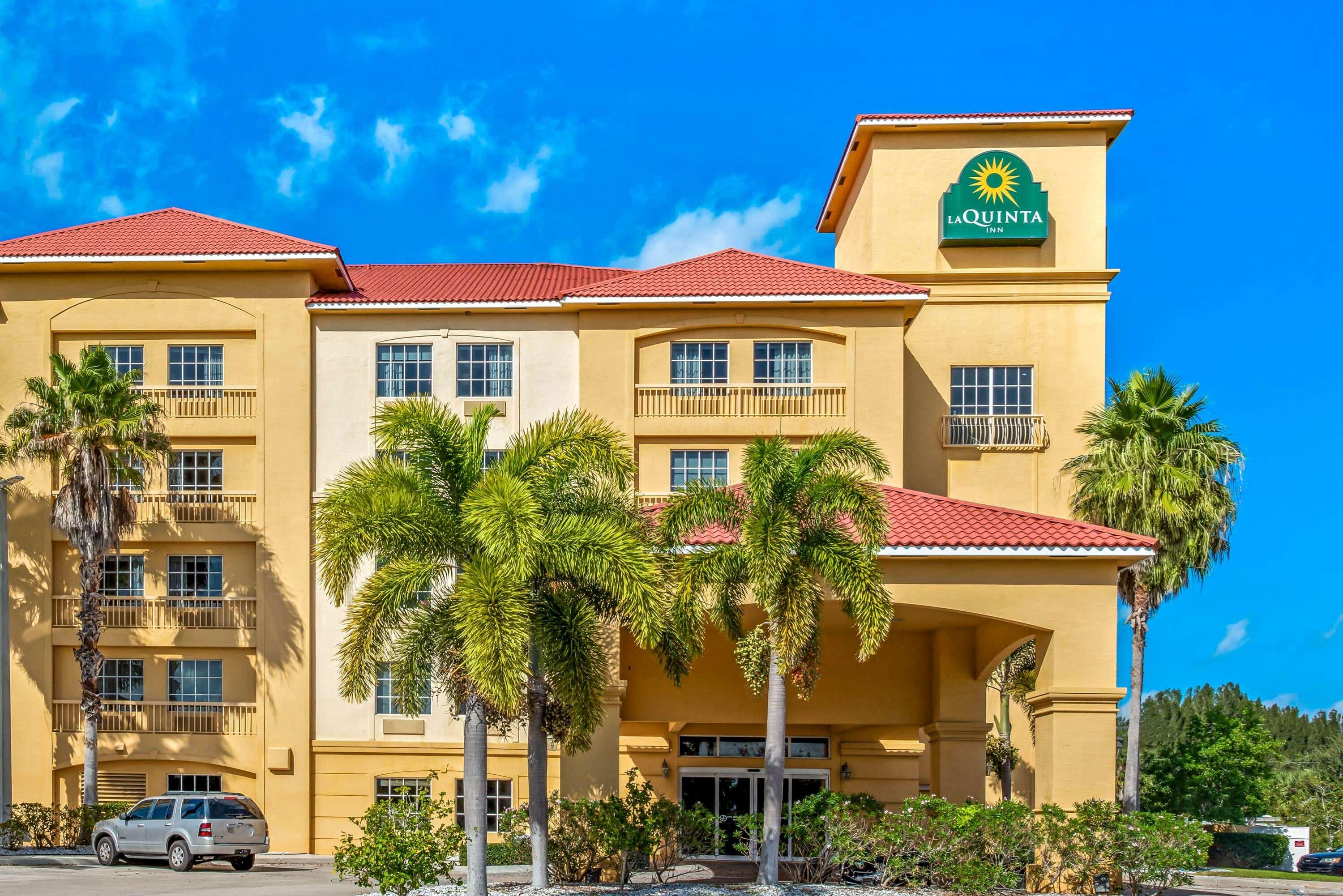 La Quinta Inn & Suites Ft. Pierce — photo 4