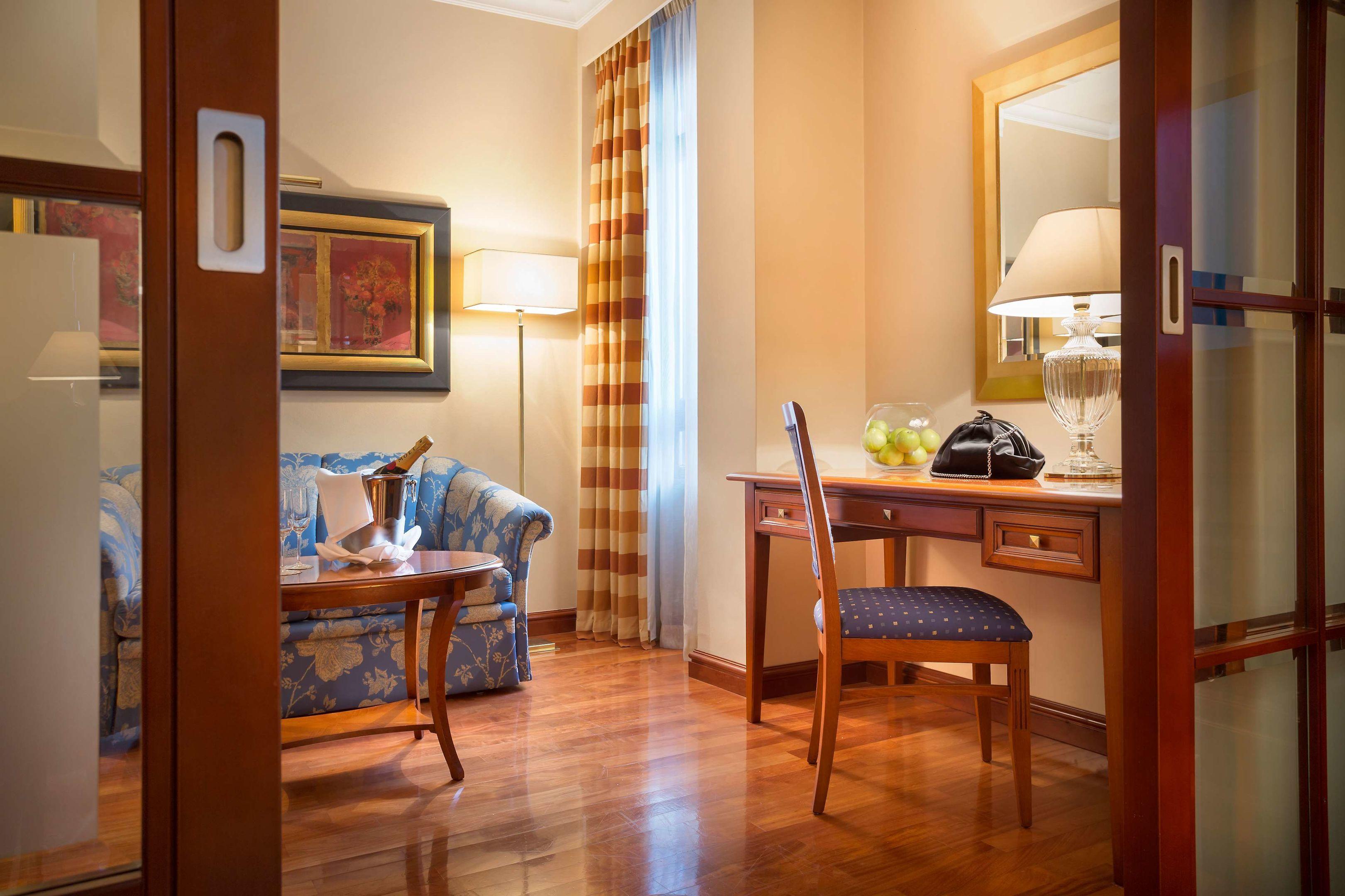 Best Western Premier Hotel Astoria — photo 5