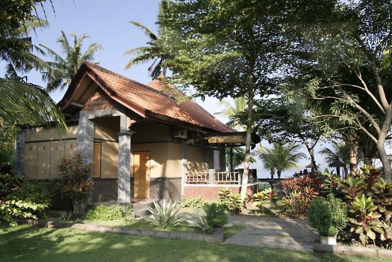 Nugraha Lovina Sea View Resort & Spa — photo 3