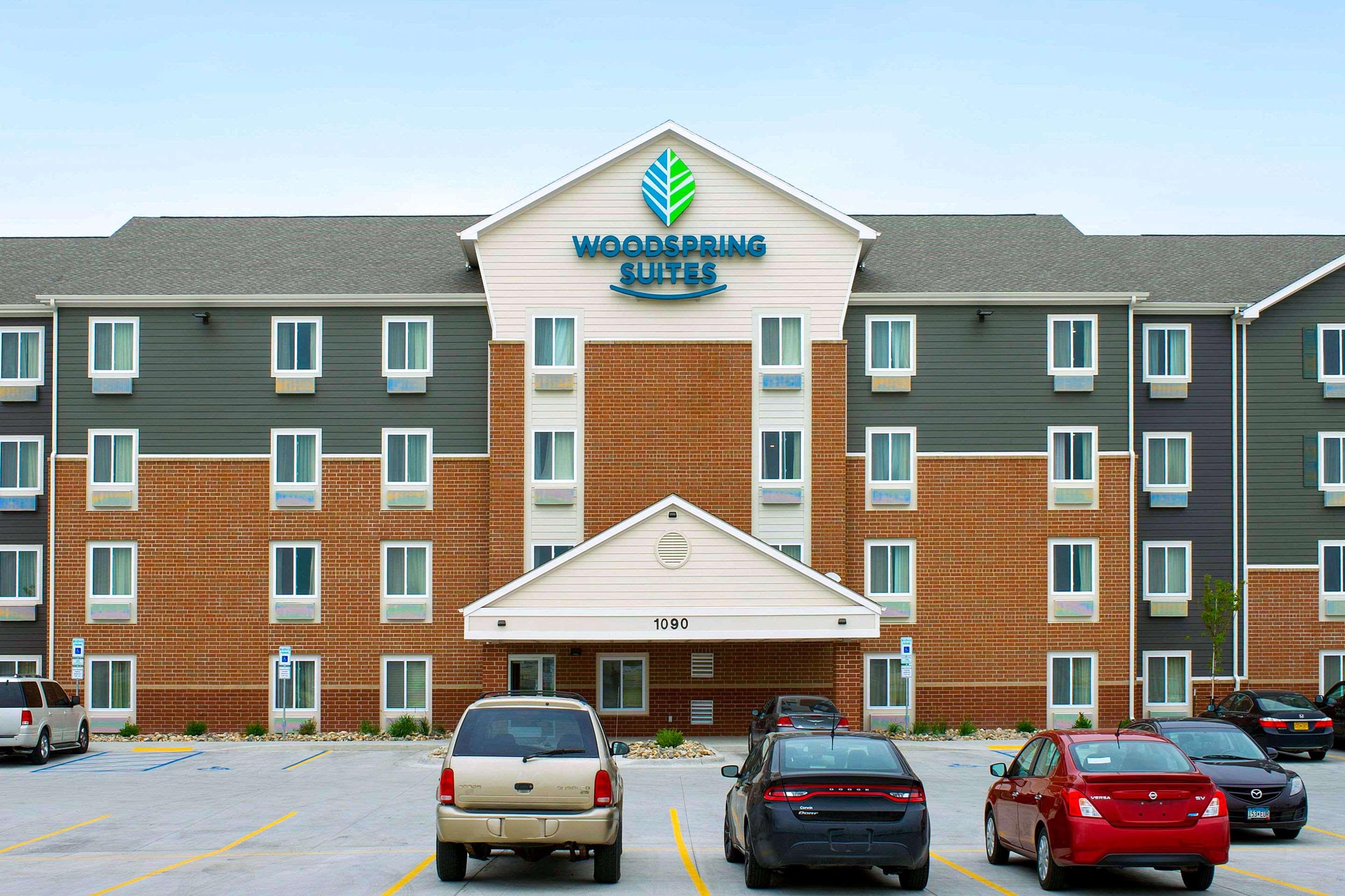 WoodSpring Suites Fargo