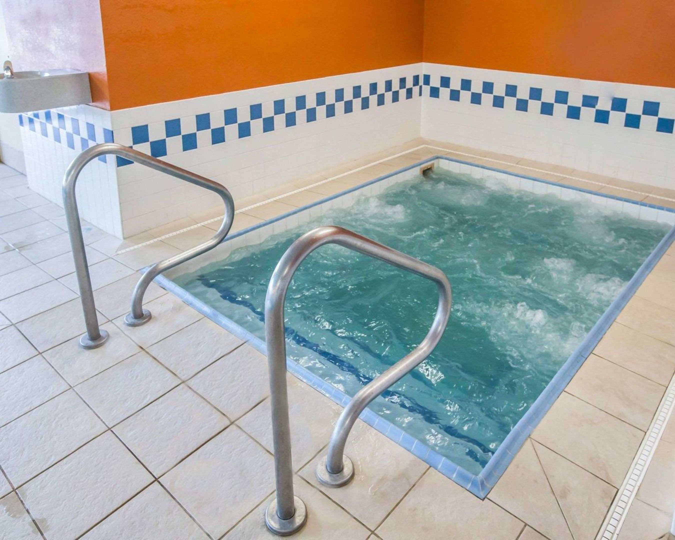 Quality Inn & Suites South — photo 5