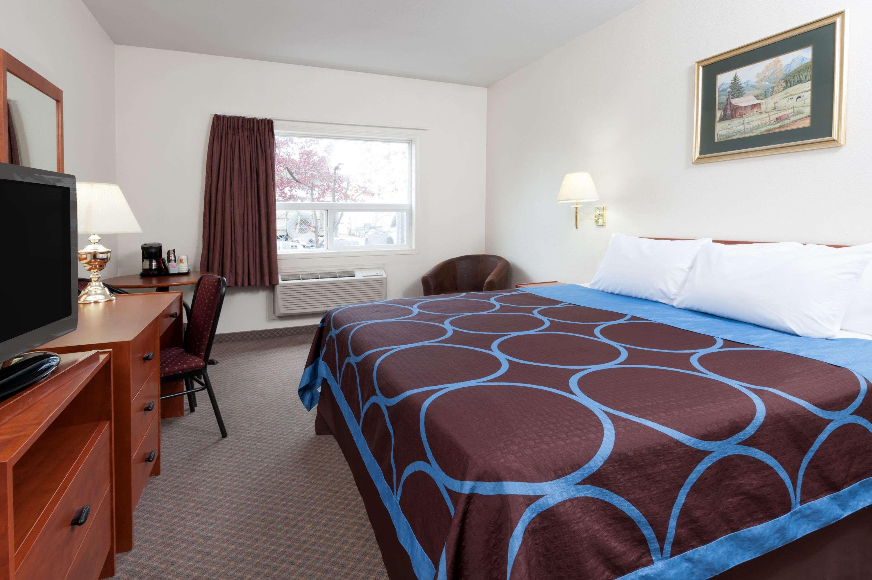 Super 8 by Wyndham Edmonton/West — photo 5