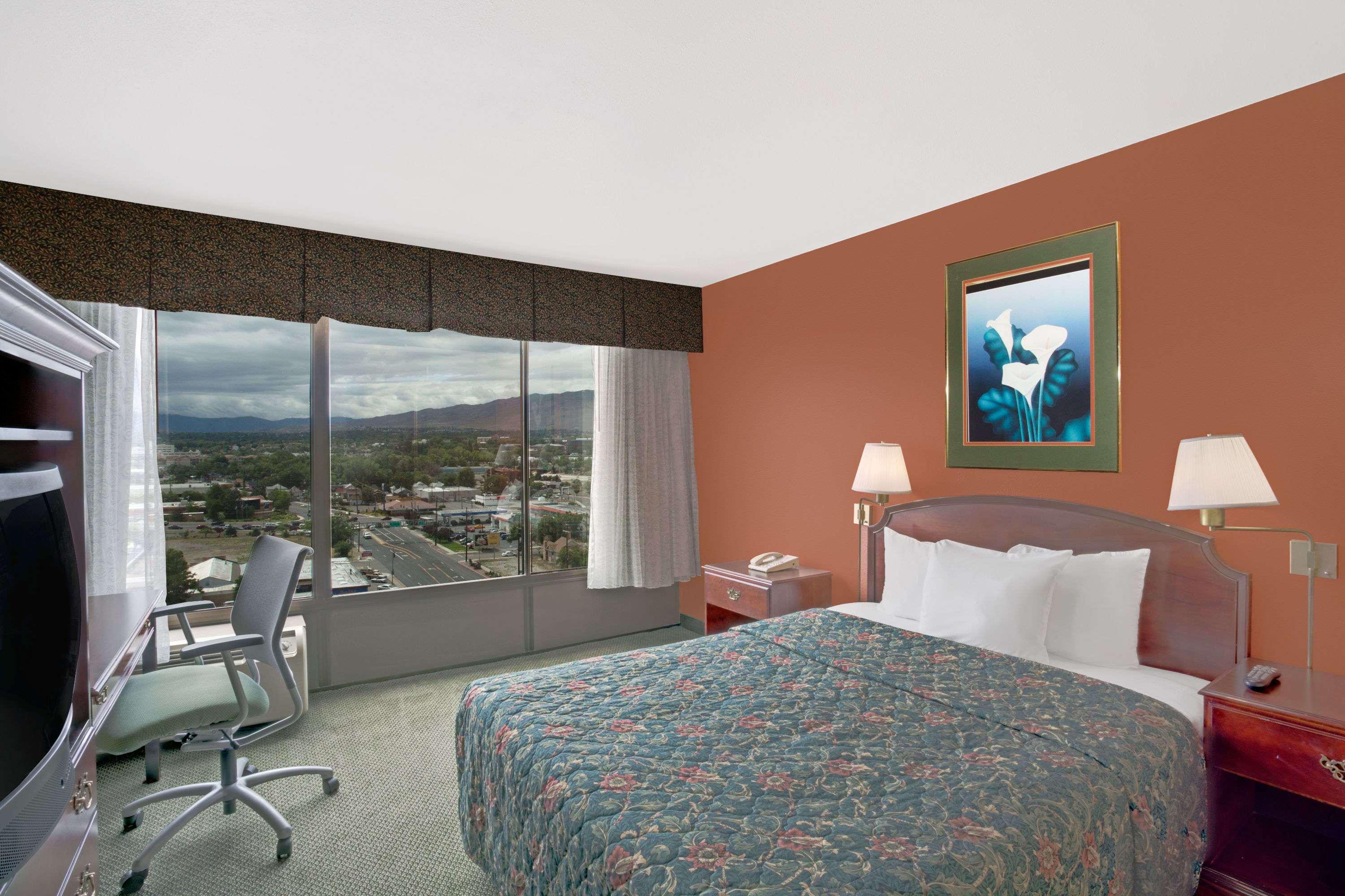 Ramada Reno Hotel & Casino — photo 3