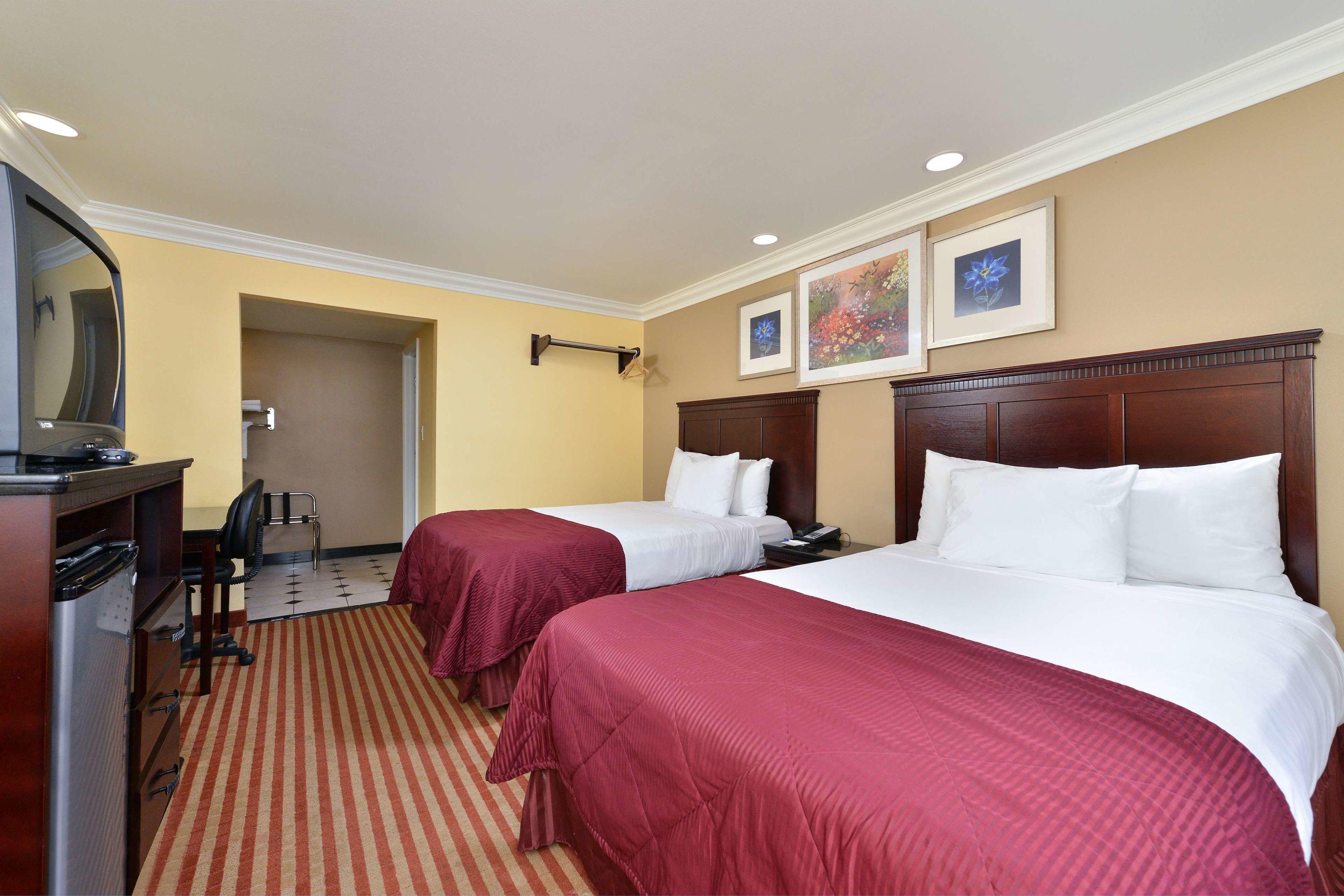Americas Best Value Inn-Downtown/Convention Center — photo 5