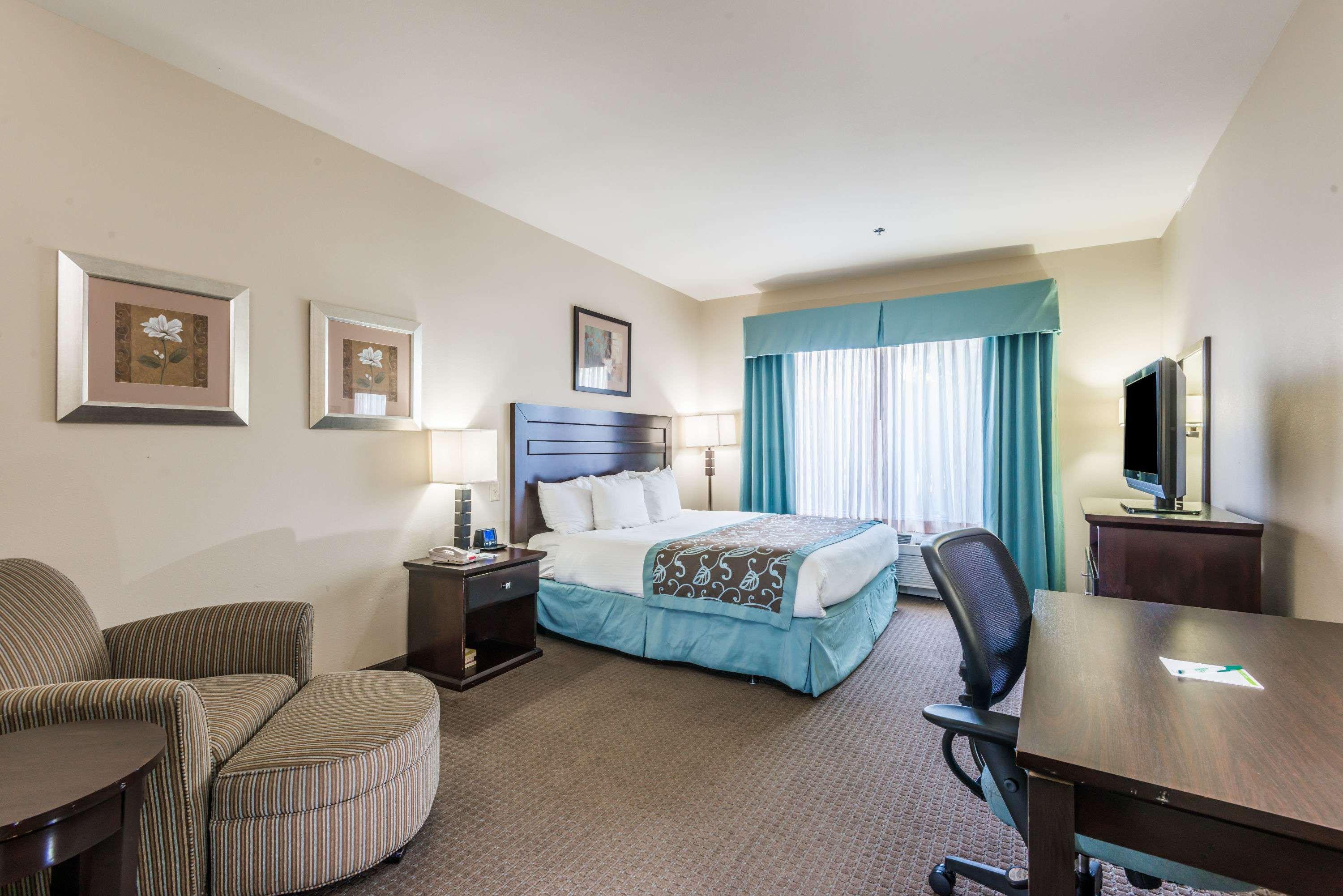 Wingate by Wyndham New Braunfels — photo 5
