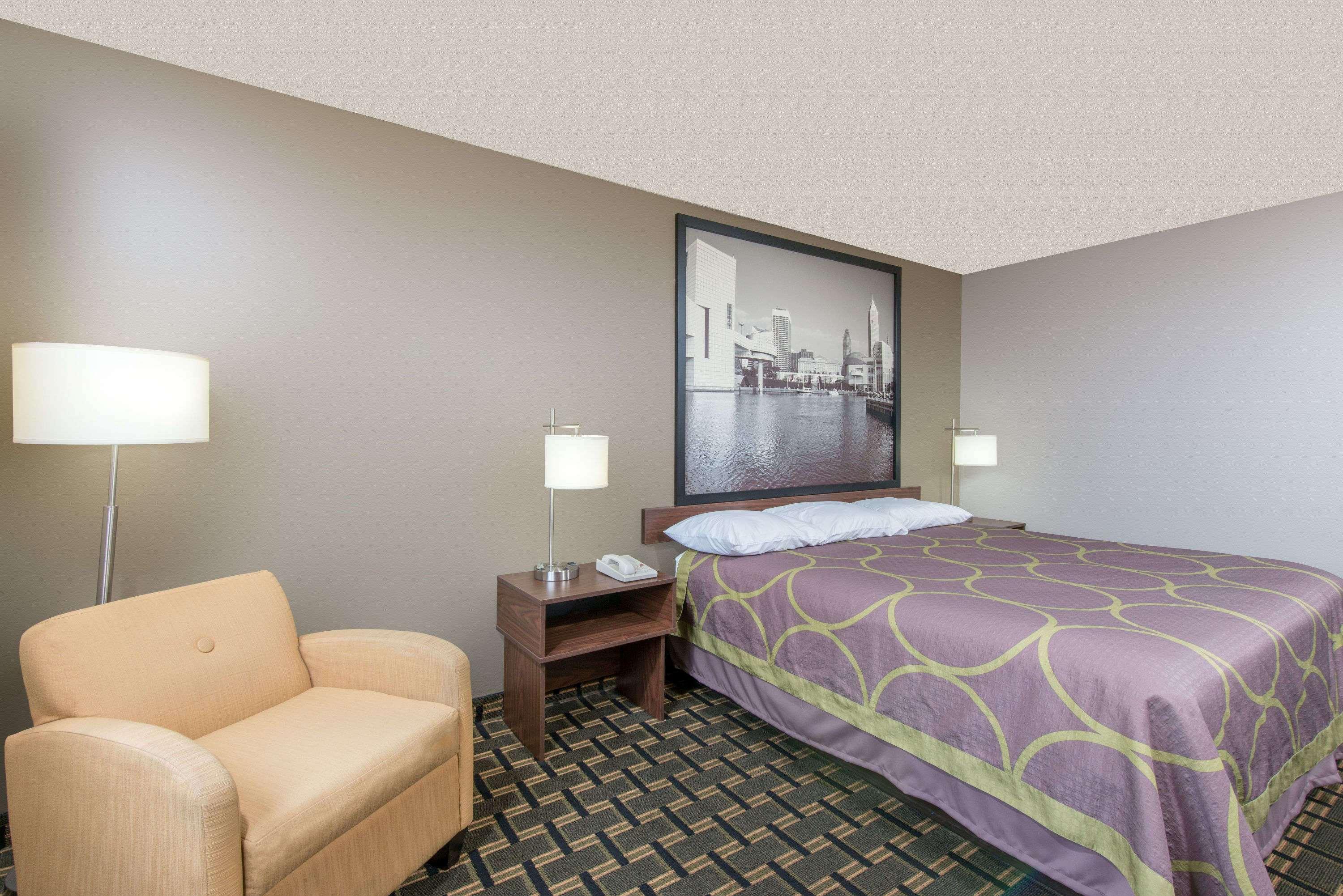 Super 8 by Wyndham Youngstown/Austintown — photo 4