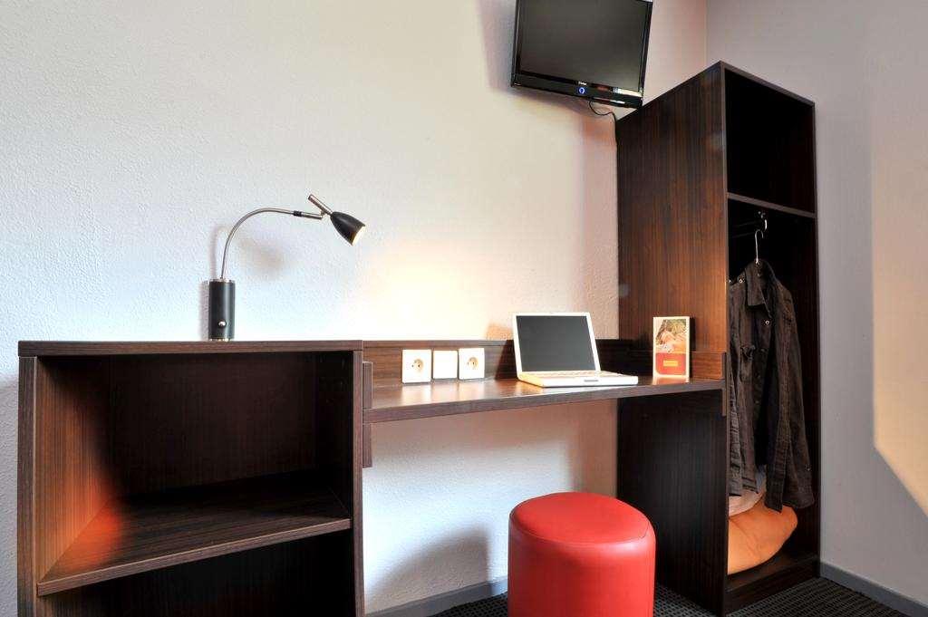 Brit Hotel Saint-Quentin — photo 5