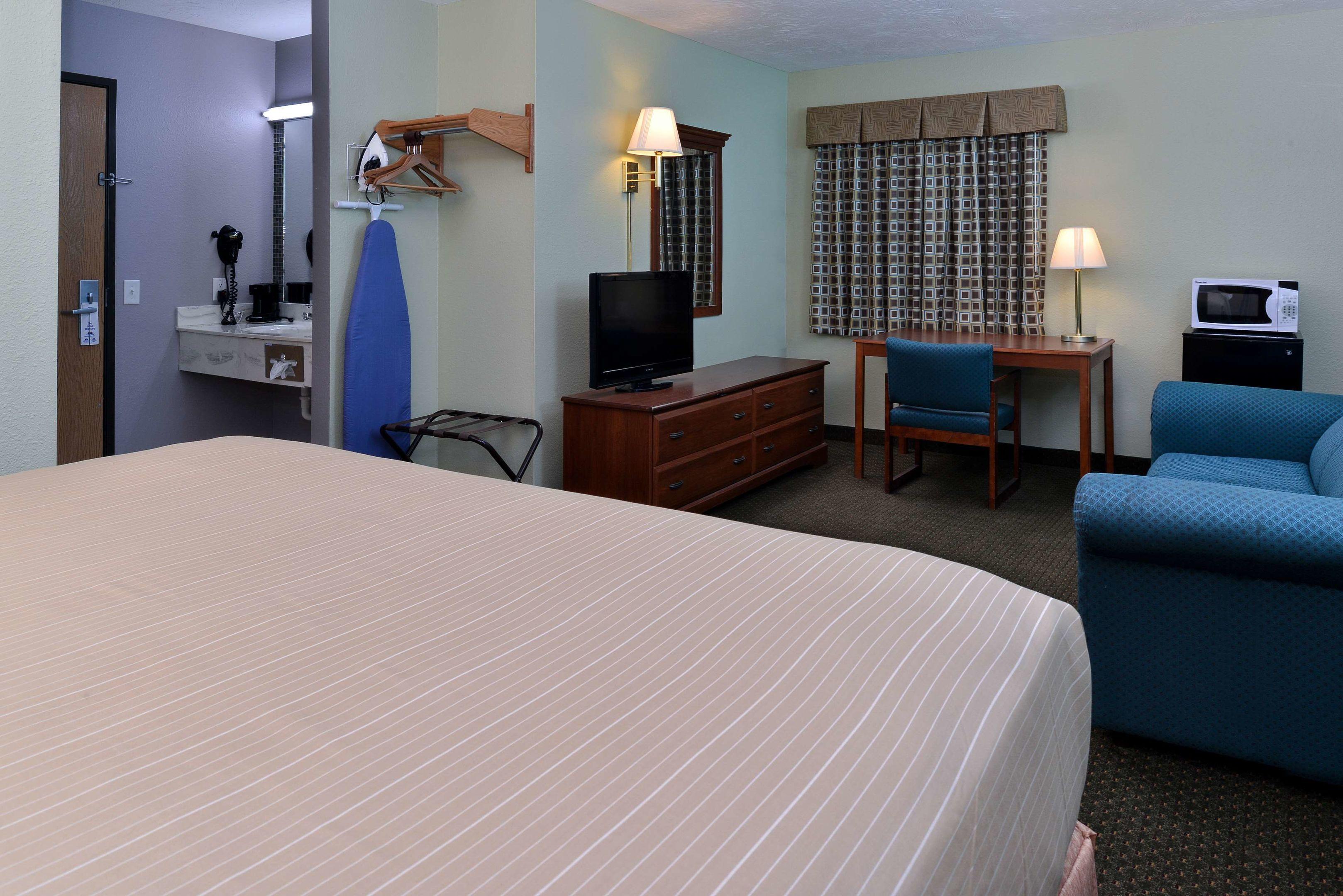 Americas Best Value Inn — photo 4