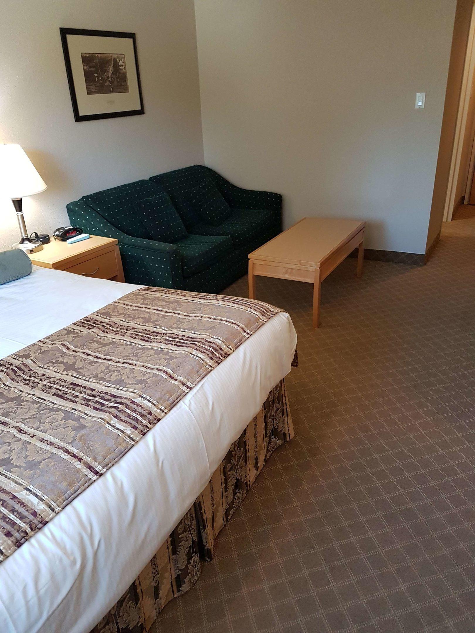 SureStay Plus Hotel by Best Western Coquitlam — photo 4