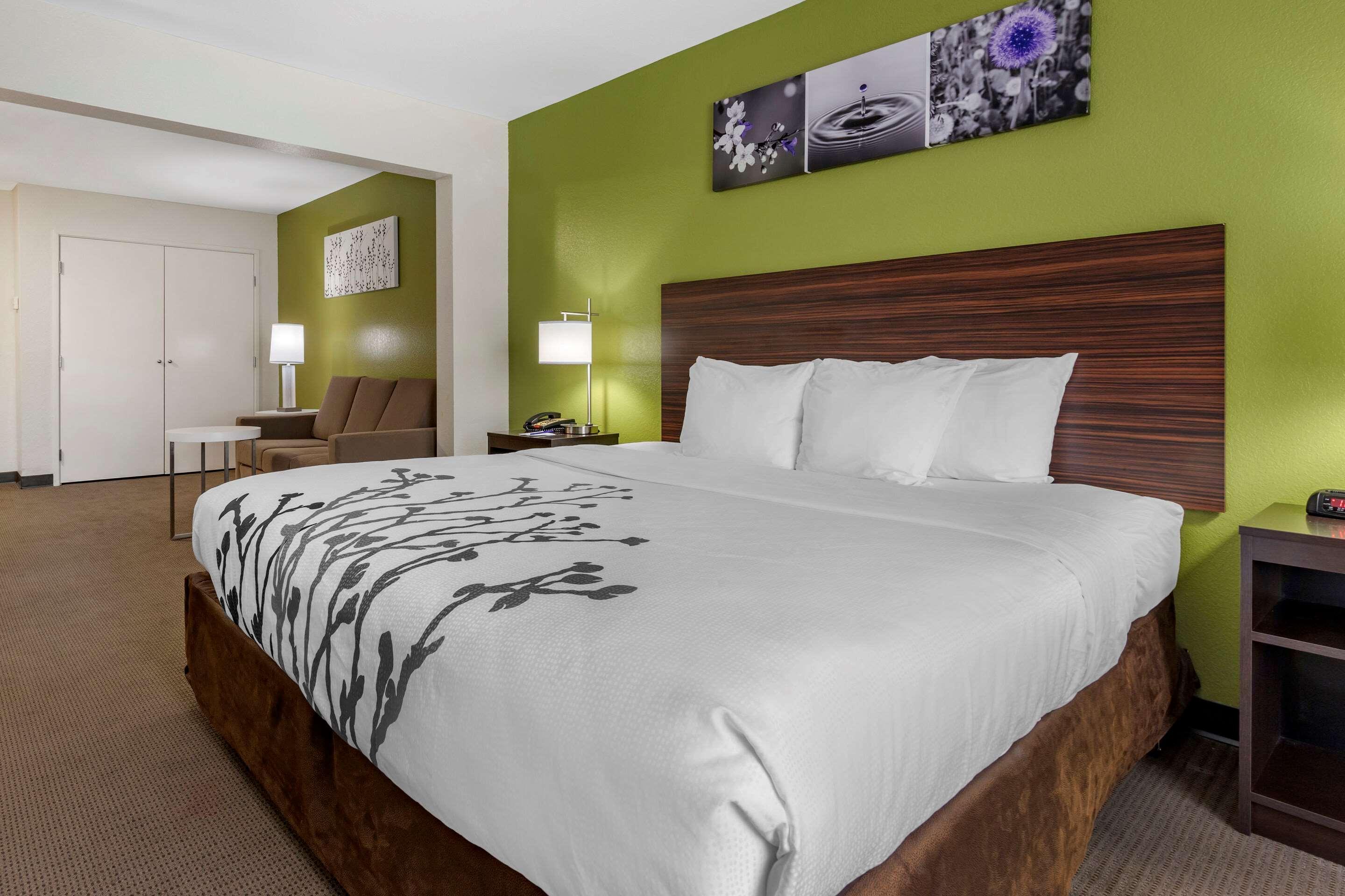 Sleep Inn & Suites Brunswick — photo 4