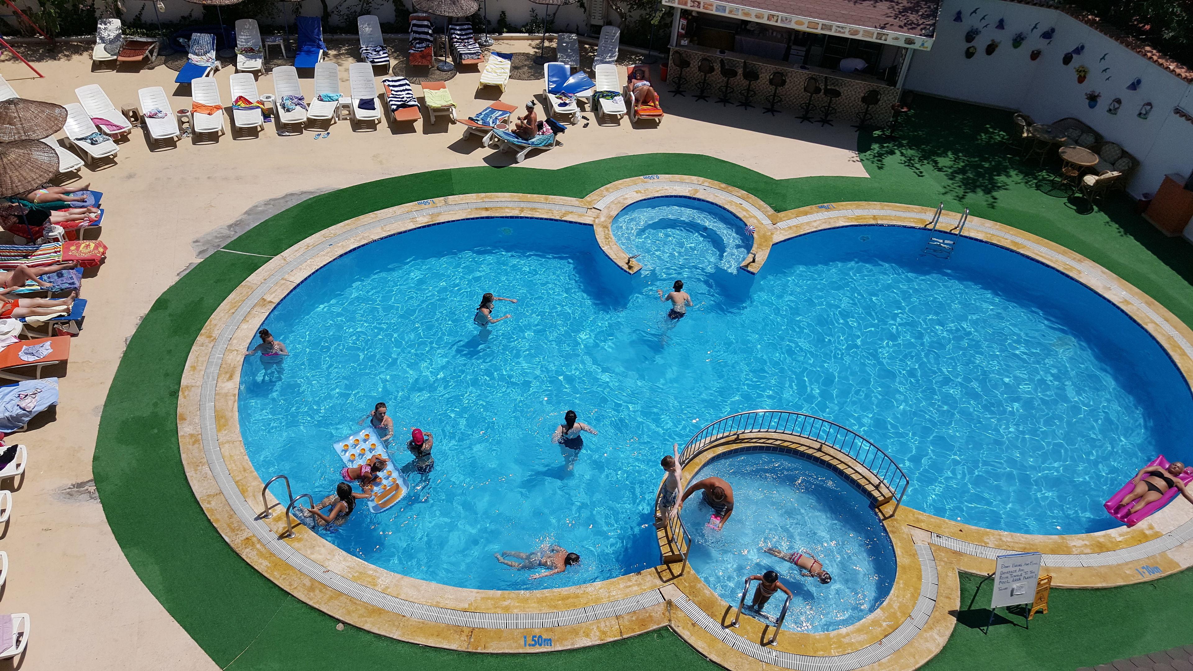 Golden Moon Apart Hotel — photo 4