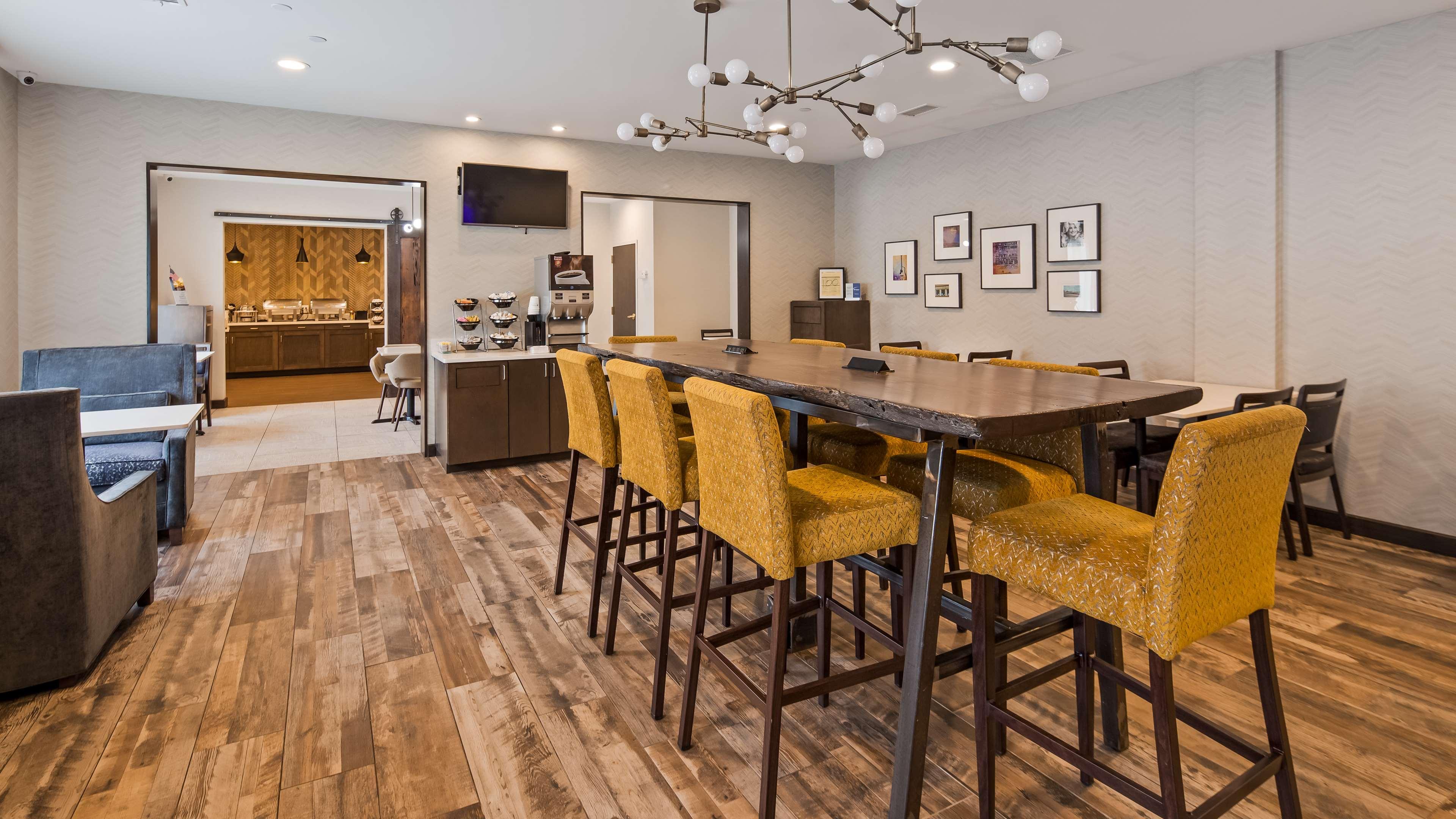 Best Western Plus Nashville Airport Hotel — photo 4