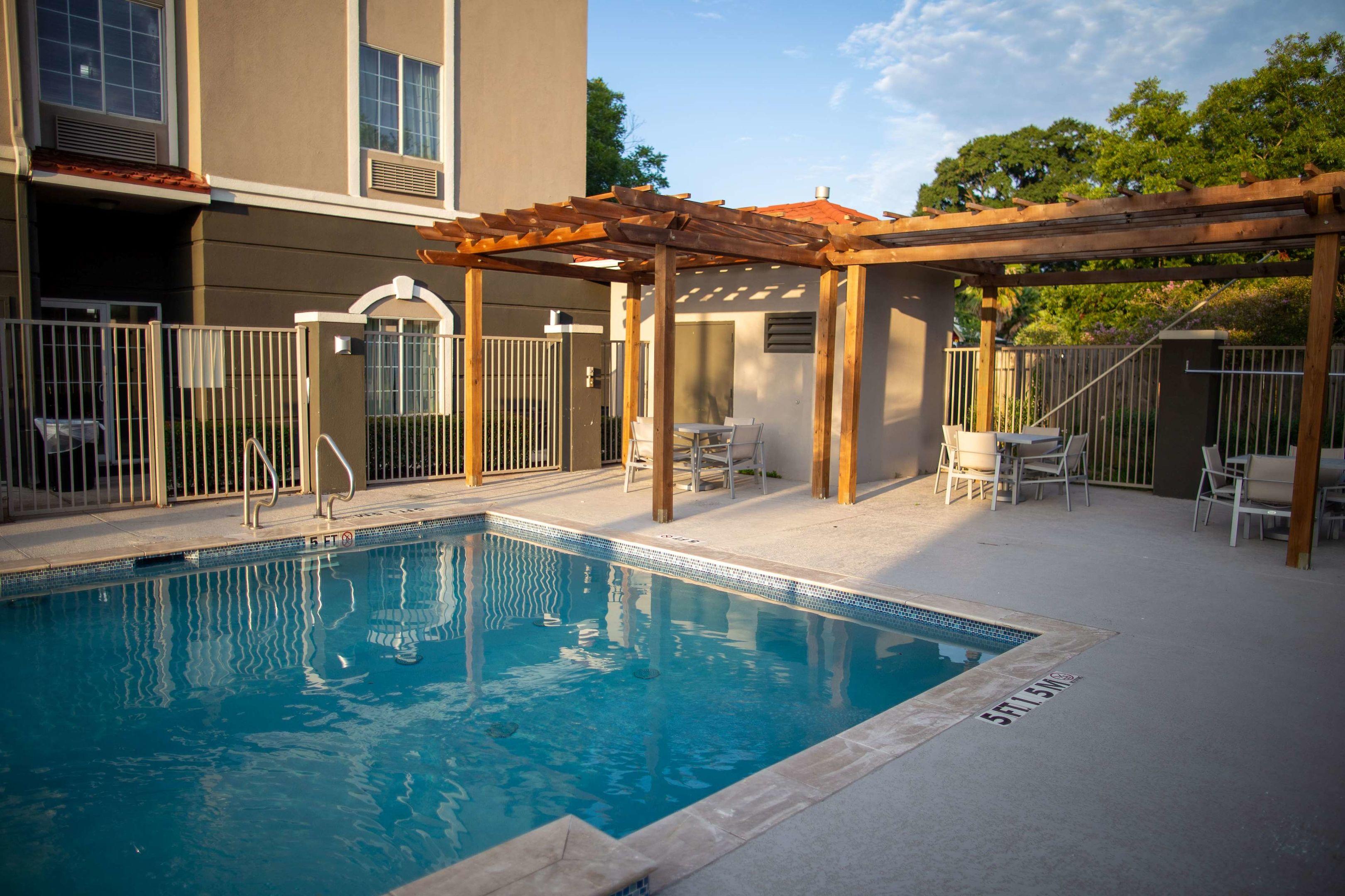 La Quinta Inn & Suites Houston Normandy — photo 5