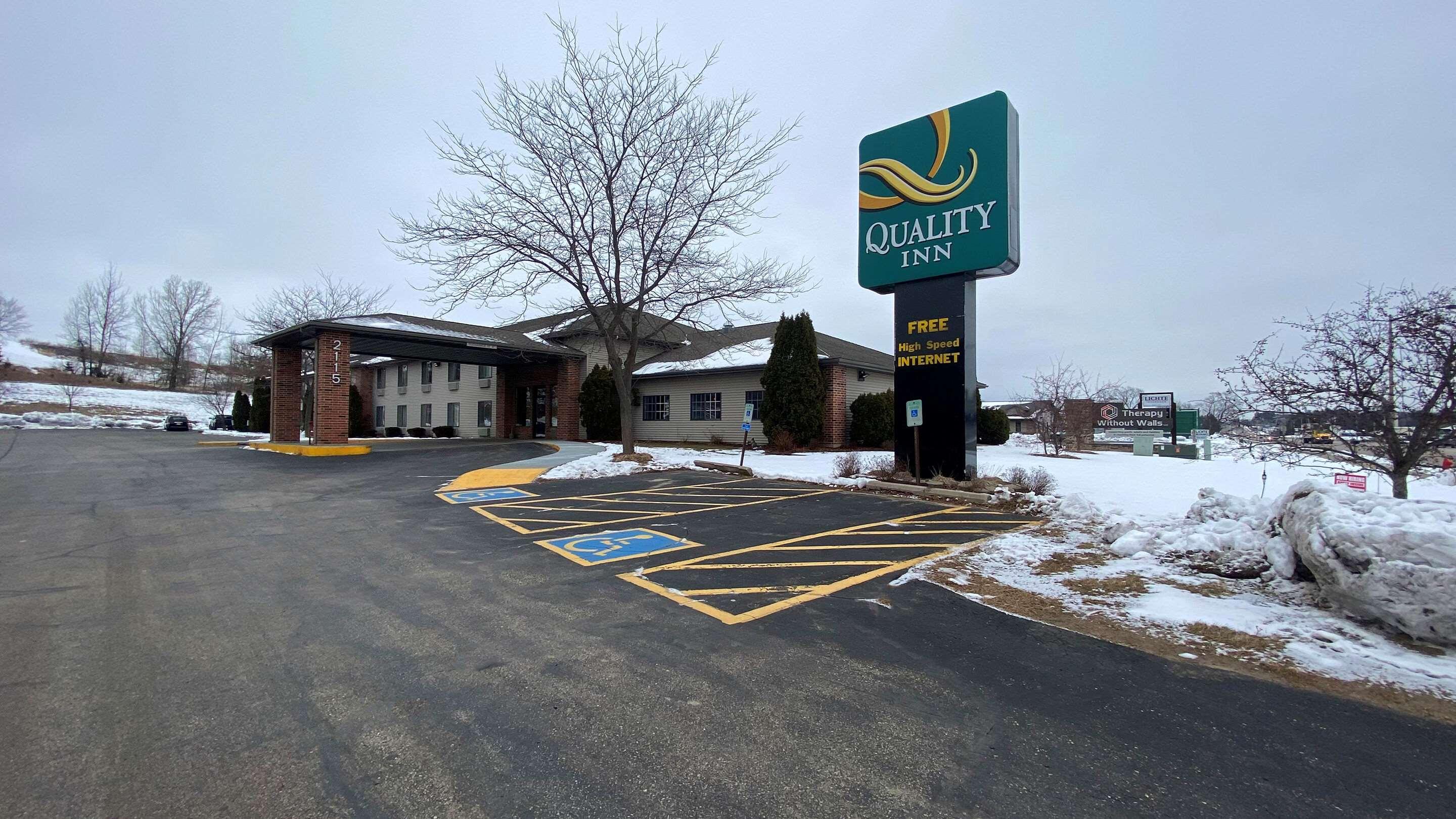 Quality Inn Reedsburg — photo 5