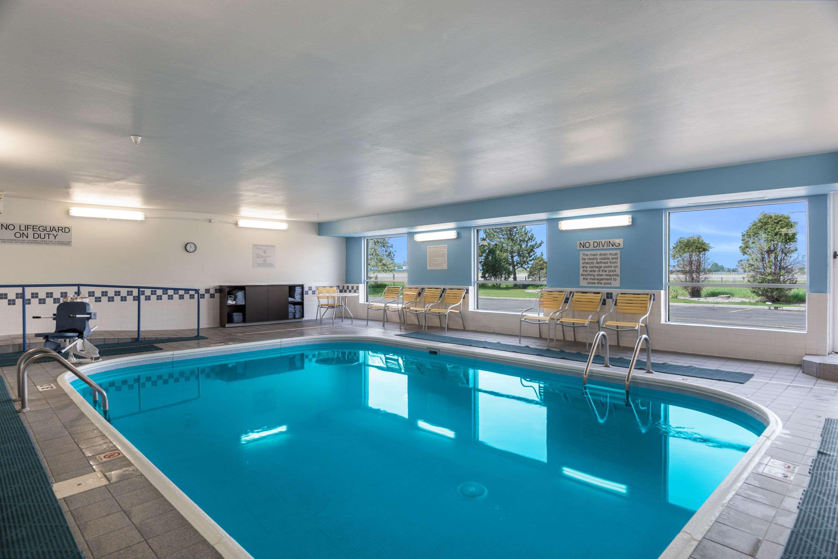 Quality Inn & Suites — photo 4