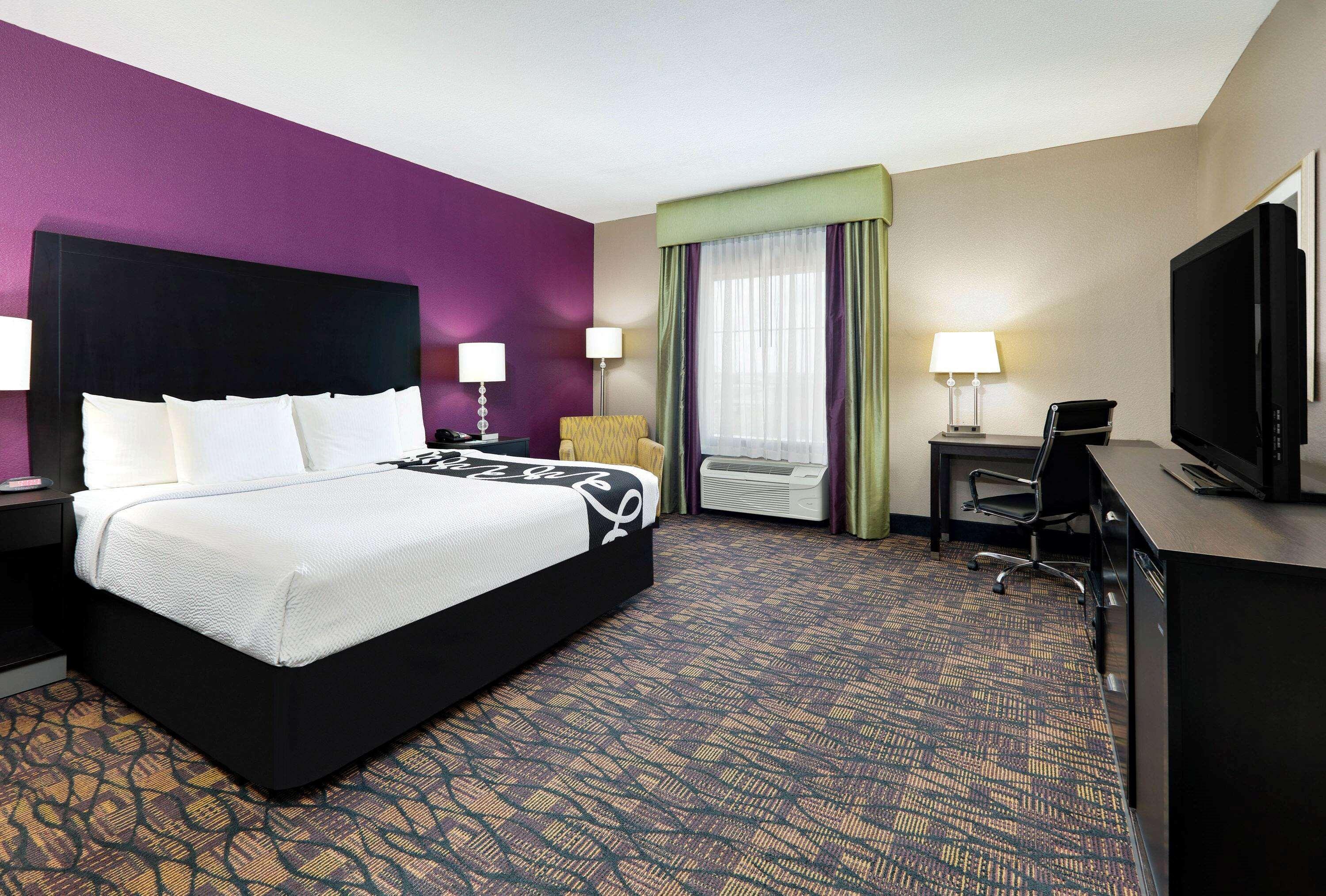 La Quinta Inn & Suites by Wyndham Jourdanton - Pleasanton — photo 5