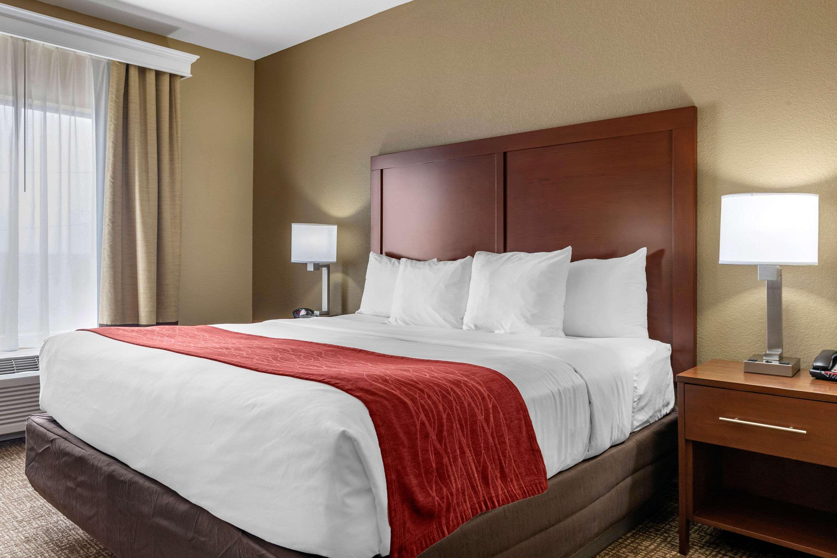 Comfort Inn & Suites Augusta — photo 4