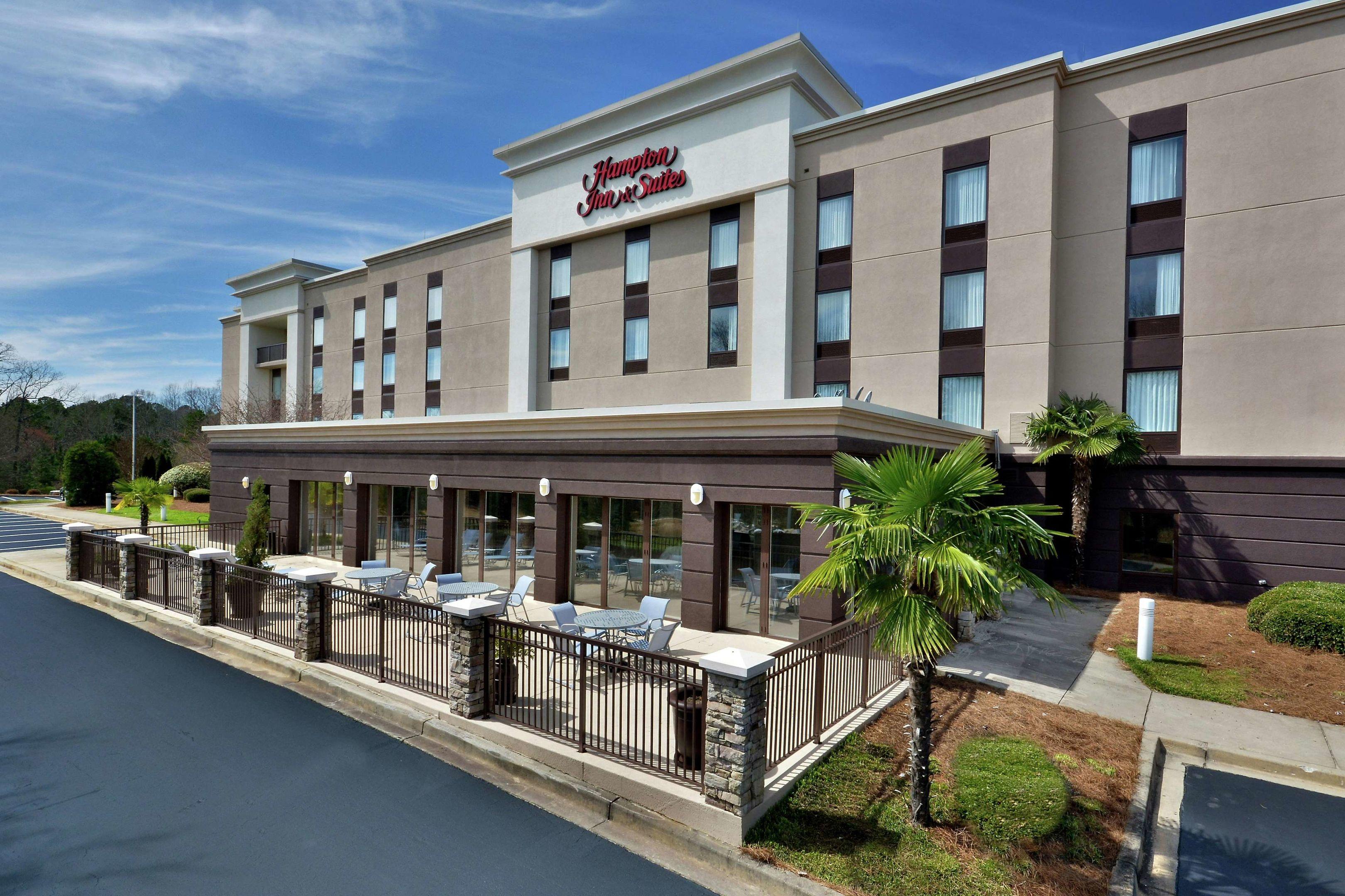 Hampton Inn & Suites Clinton — photo 3