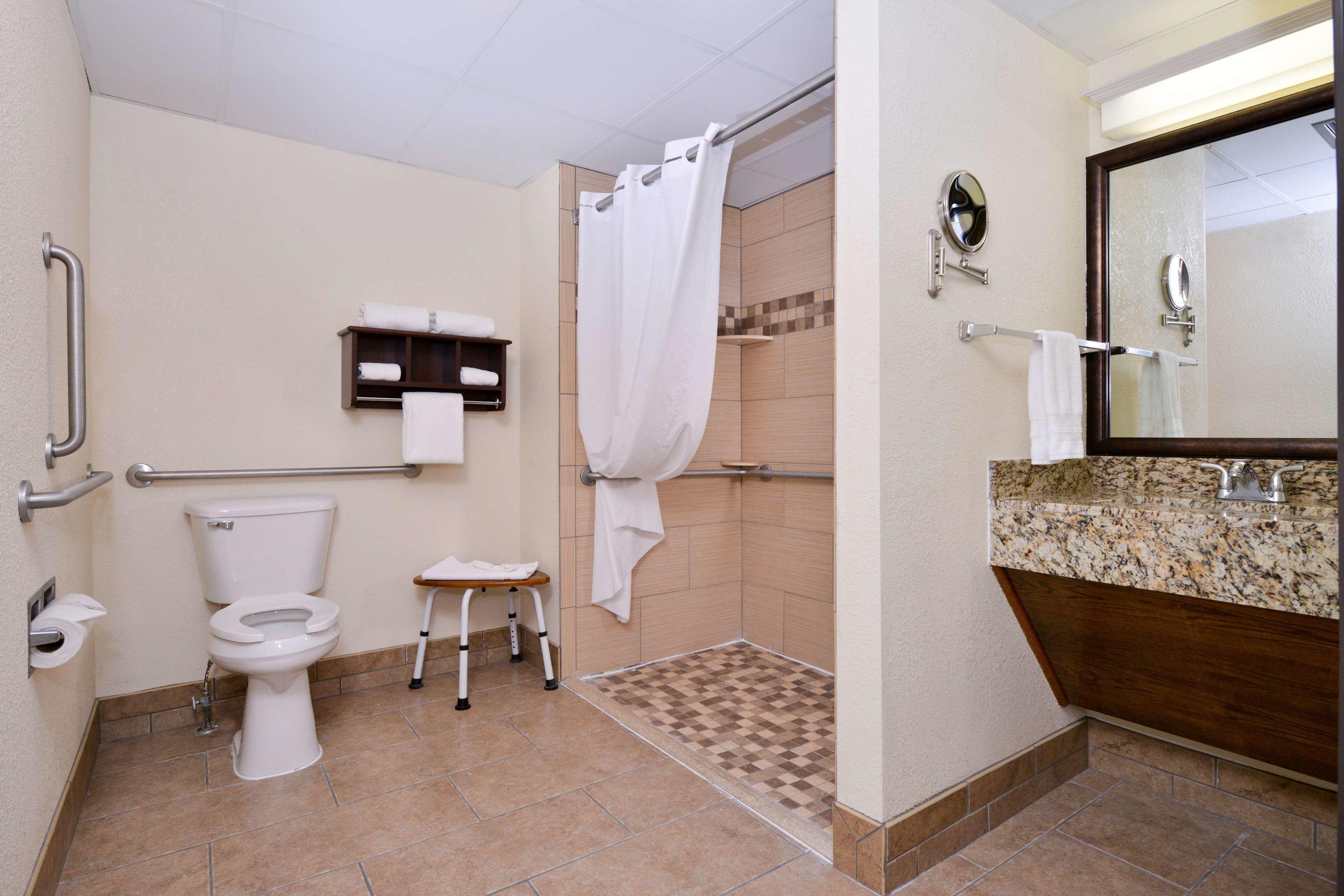 Best Western Plus Sidney Lodge — photo 4