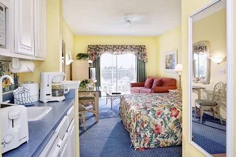 Hilton Grand Vacations at Seaworld — photo 3