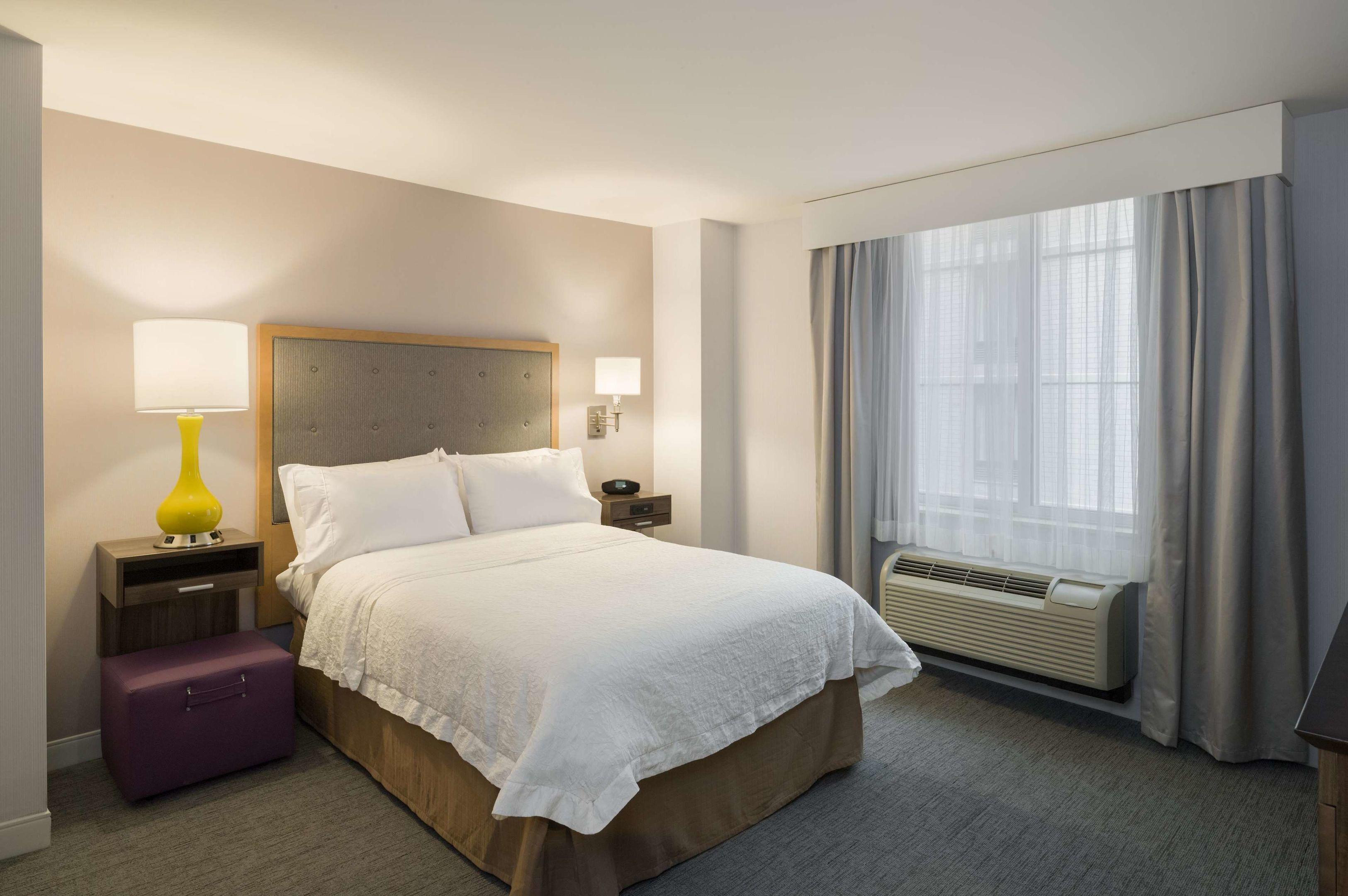 Hampton Inn Manhattan/Times Square South — photo 5