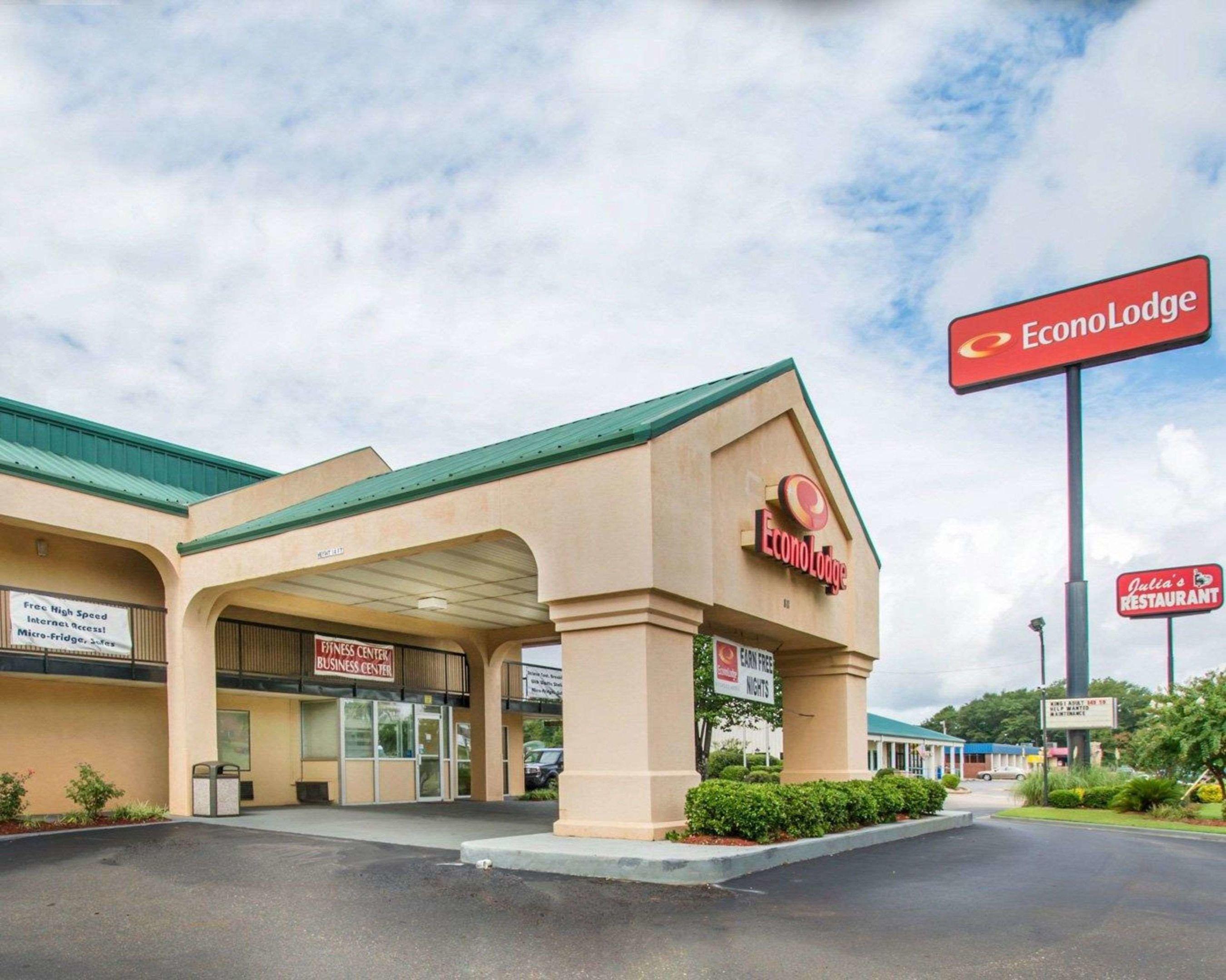 Econo Lodge Troy — photo 5