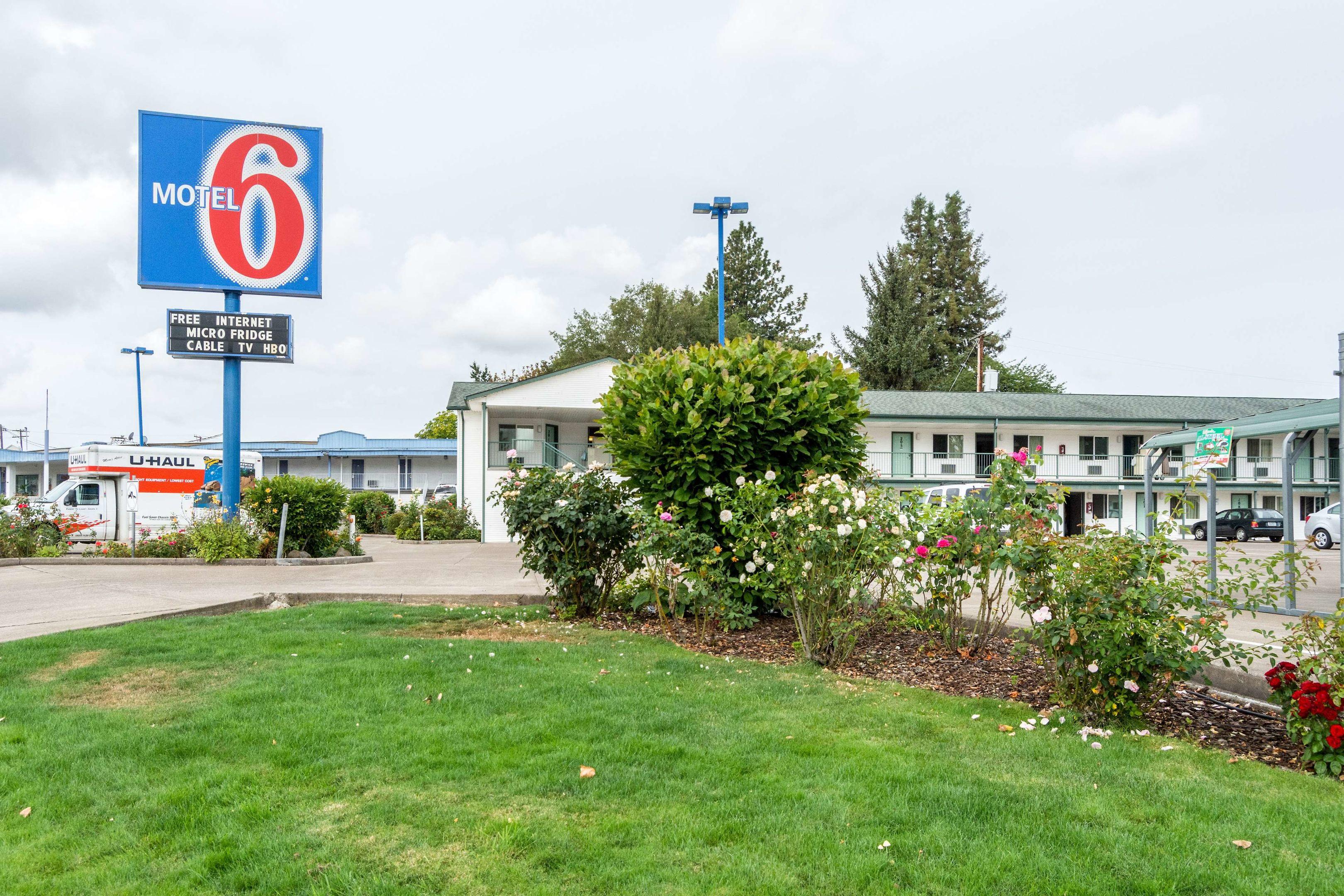 Motel 6 Albany — photo 4