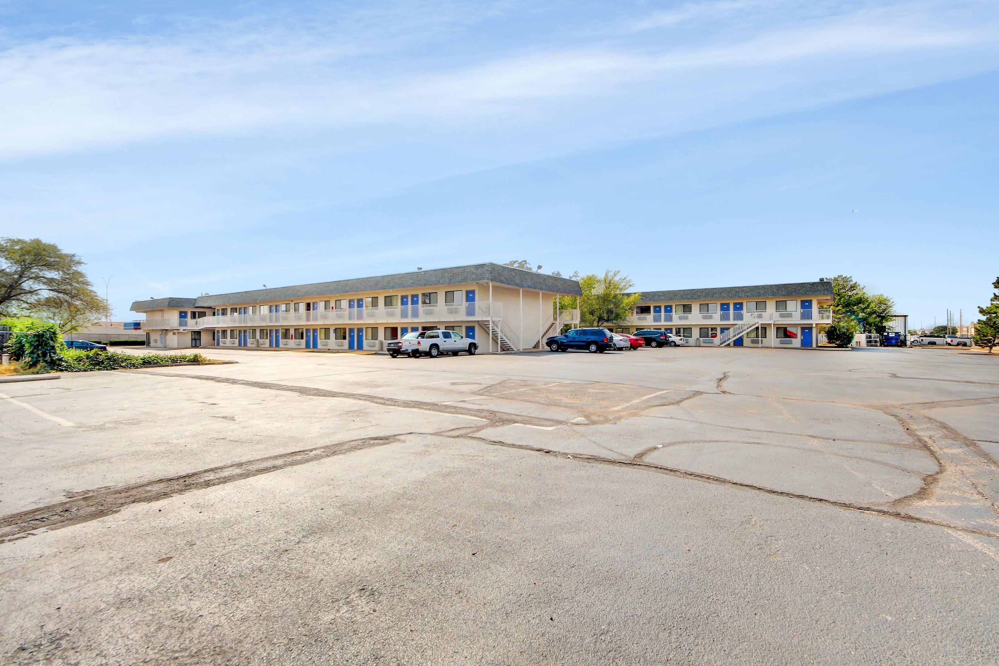 Motel 6 Wichita Airport — photo 4
