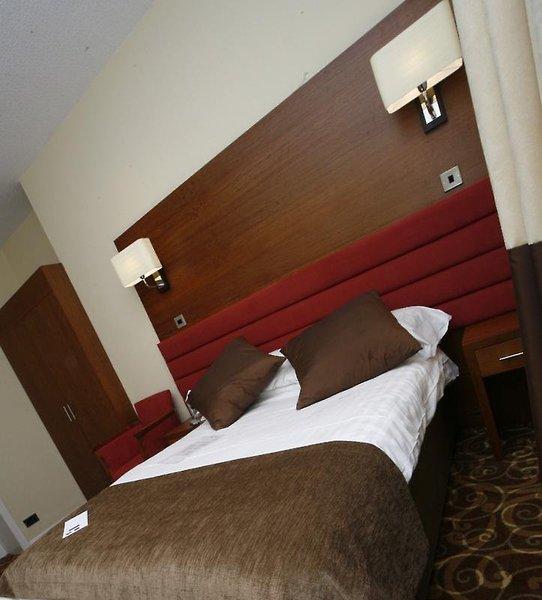 The Royal Victoria Hotel — photo 4