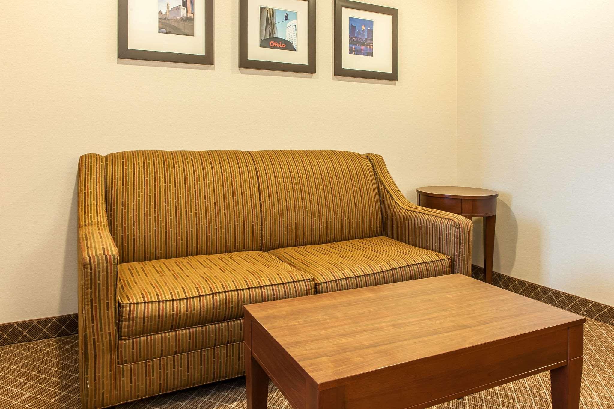 Comfort Inn Pickerington - Pickerington — photo 4