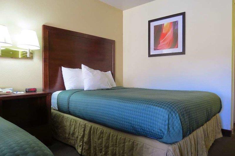 America's Best Inn - St. George — photo 5