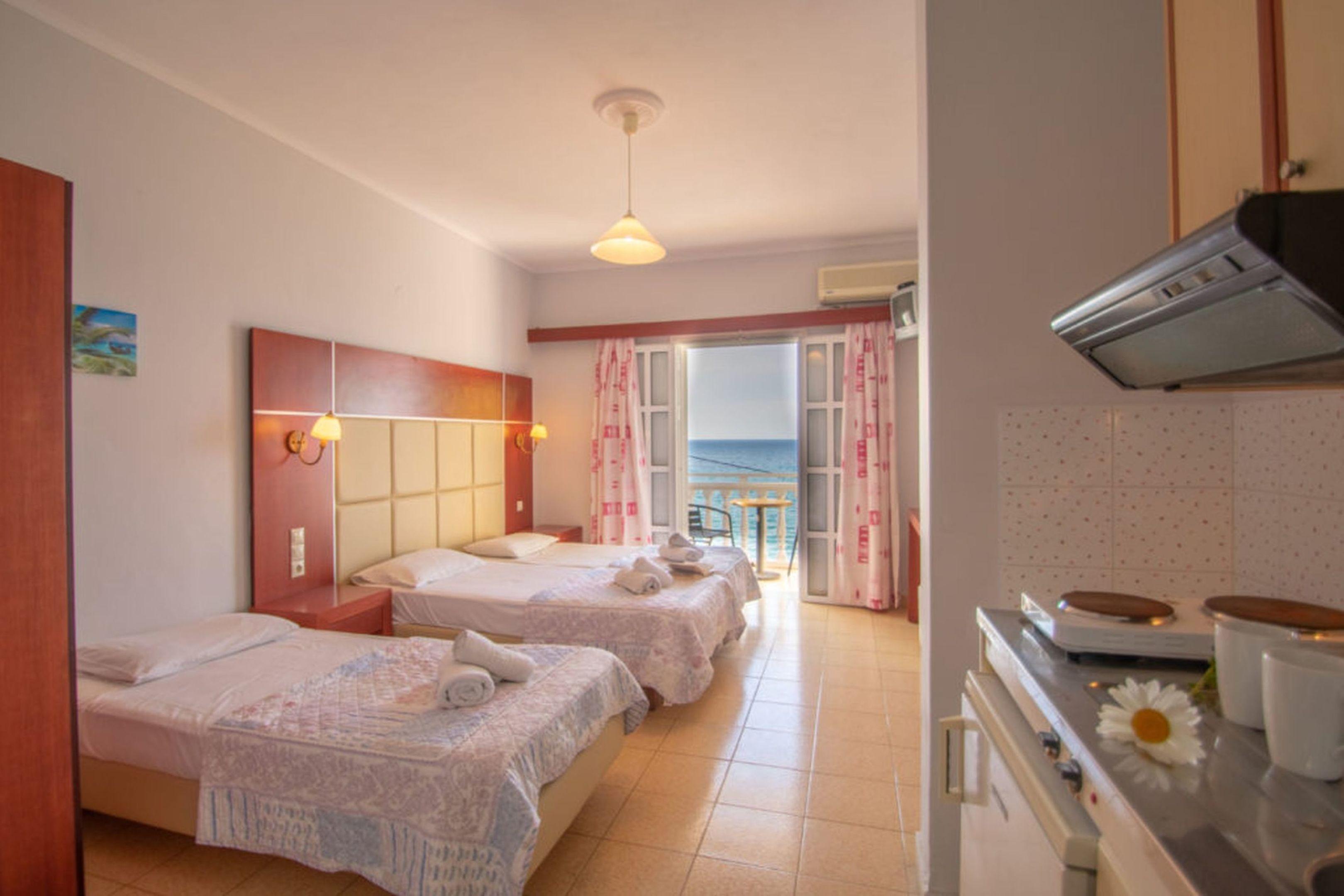 Agoulos Beach Hotel — photo 3