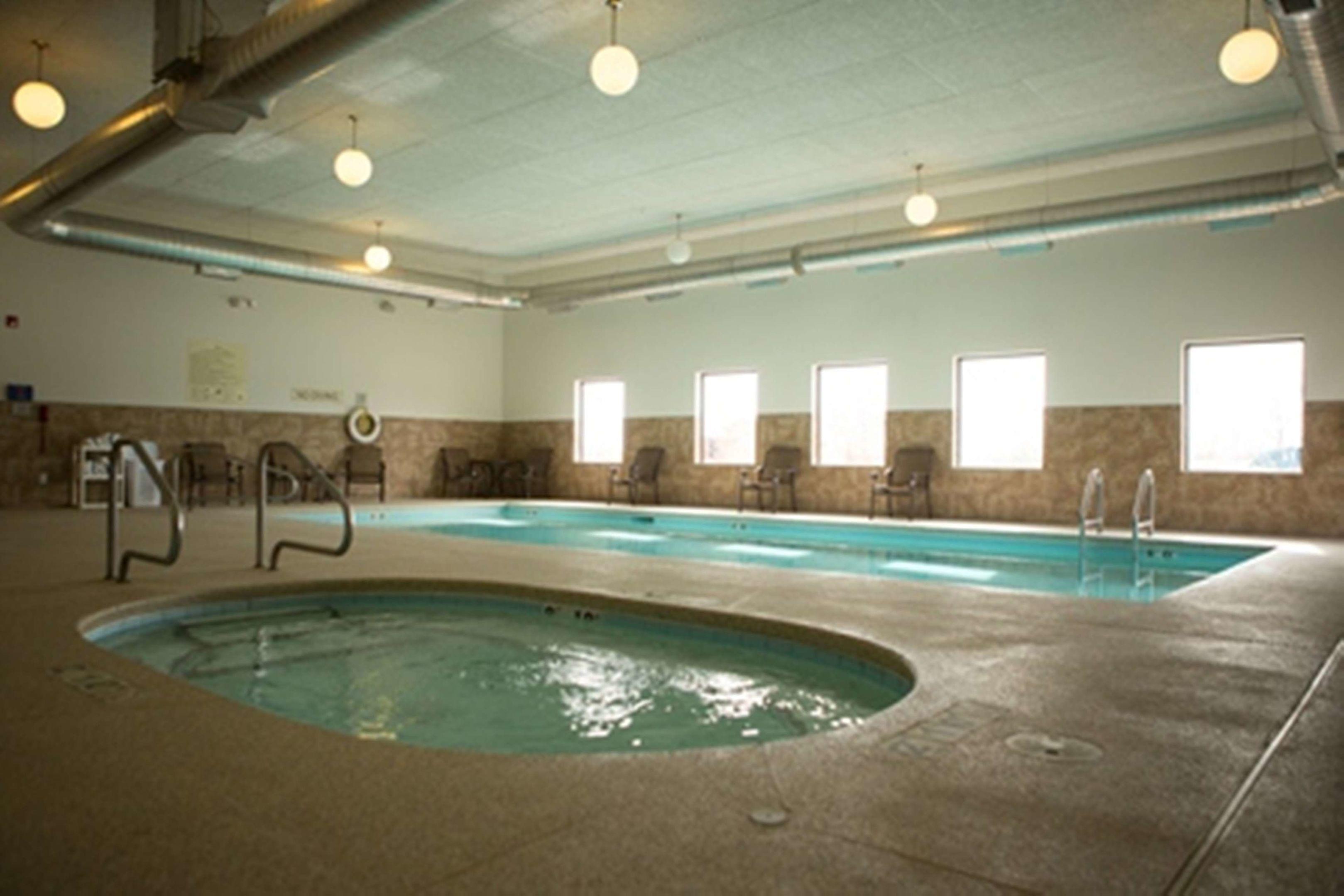 Hampton Inn & Suites Scottsbluff — photo 4