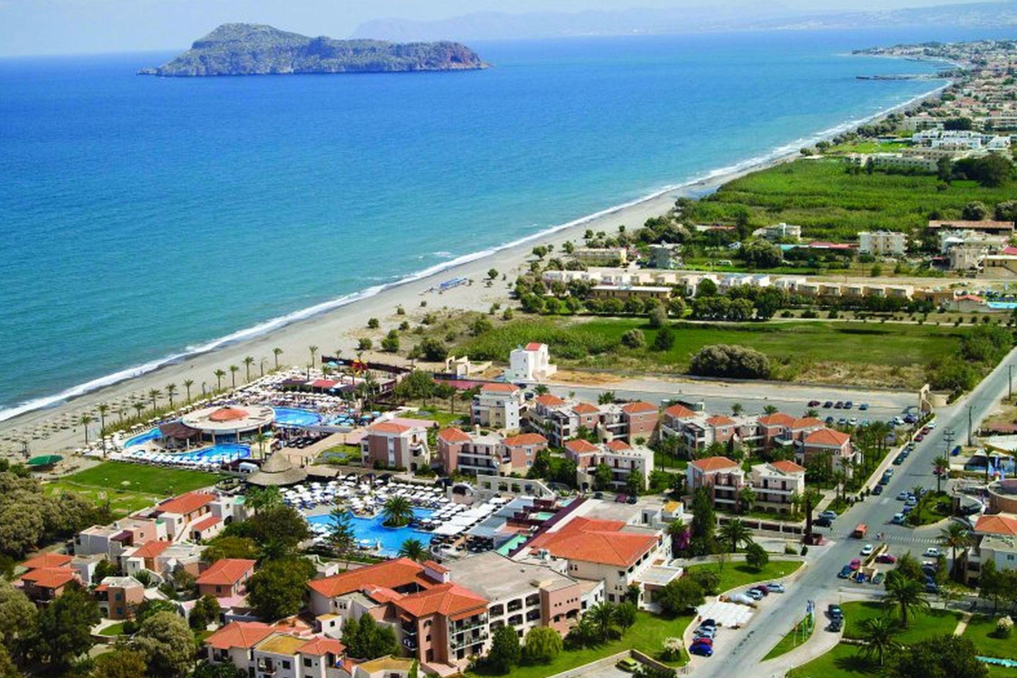 Atlantica Caldera Beach — photo 4