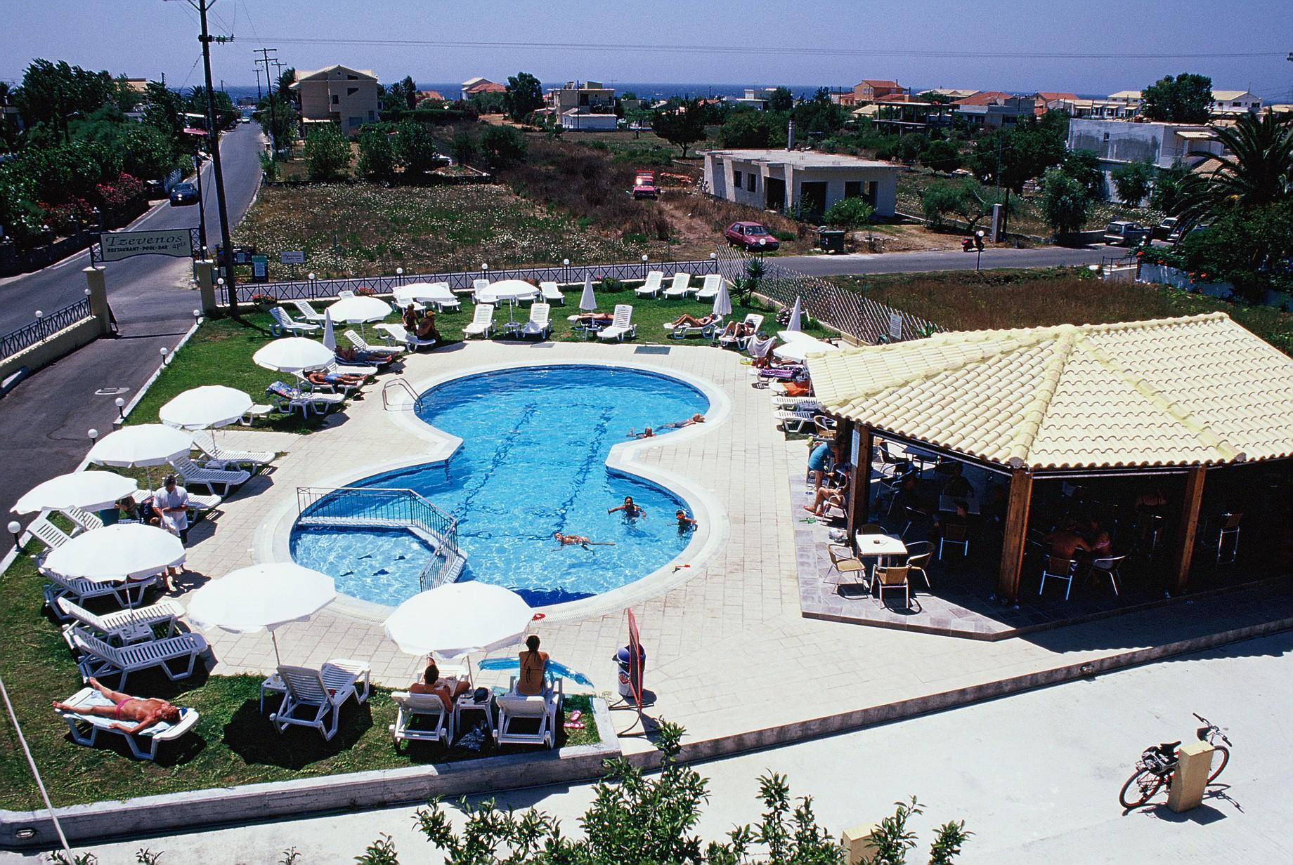 Tzevenos Hotel & Apts — photo 3